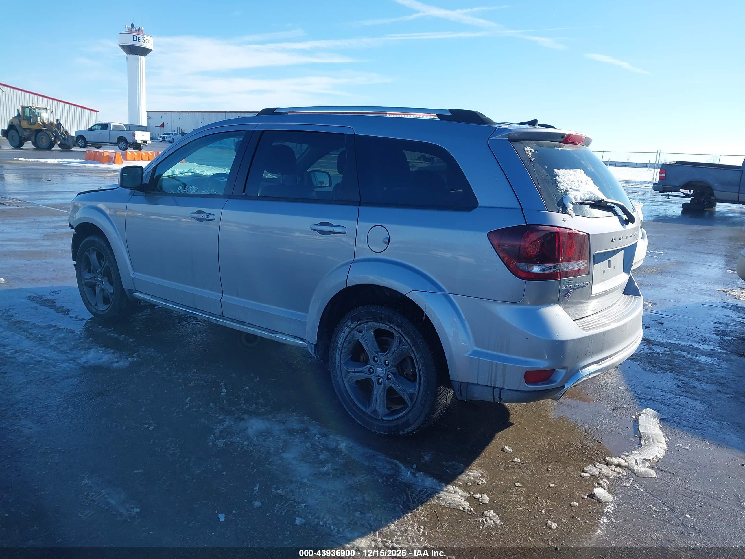 DODGE JOURNEY image 3