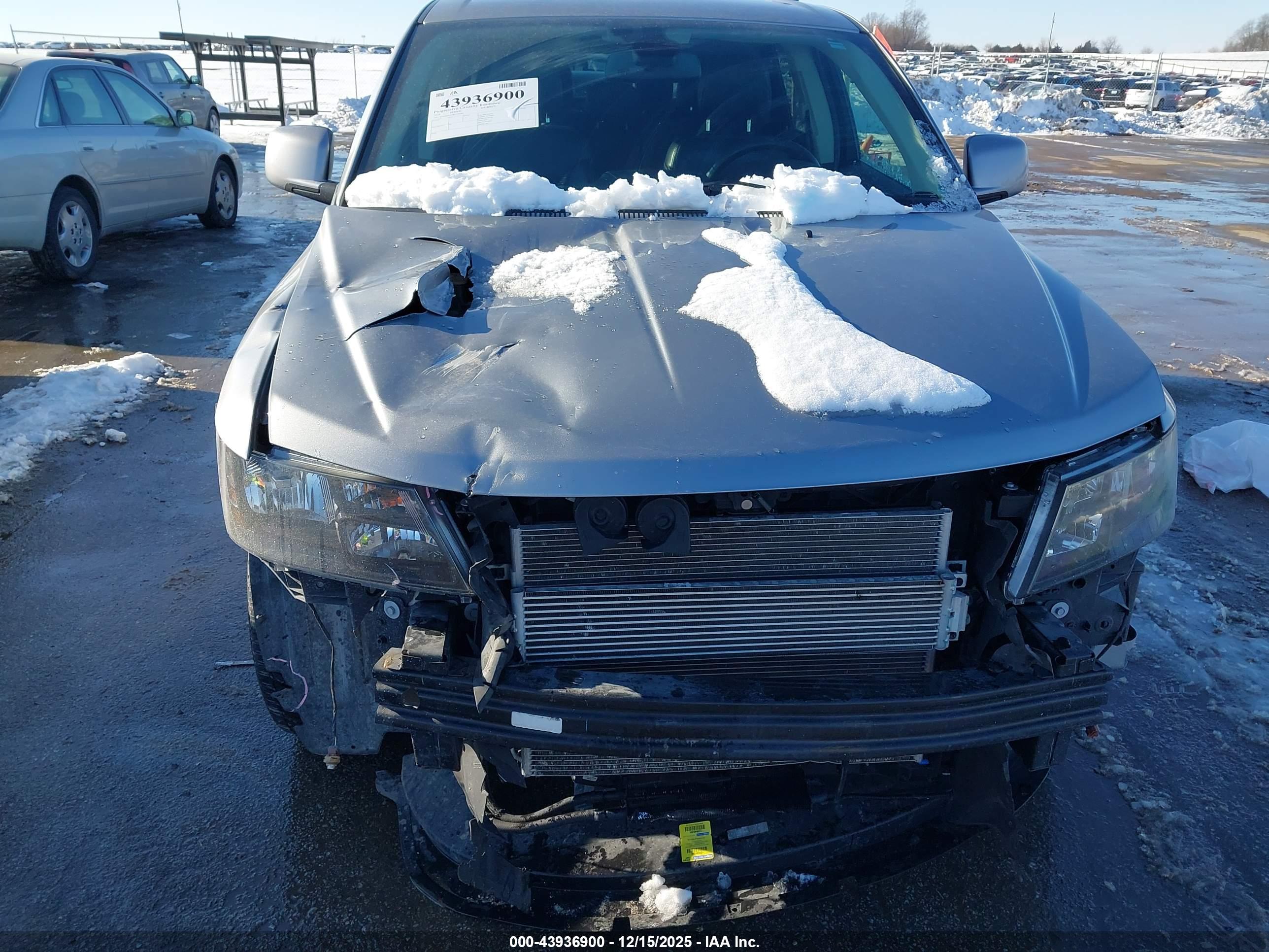 DODGE JOURNEY image 6