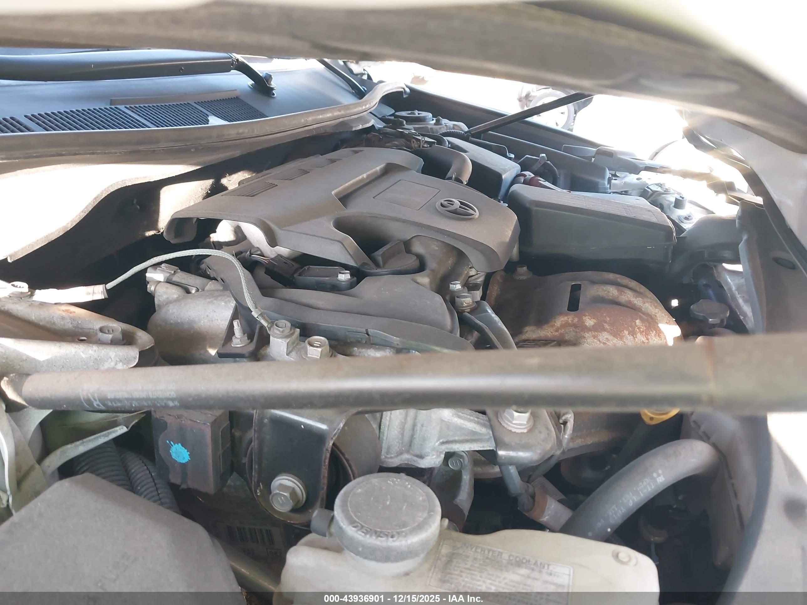 TOYOTA CAMRY image 10