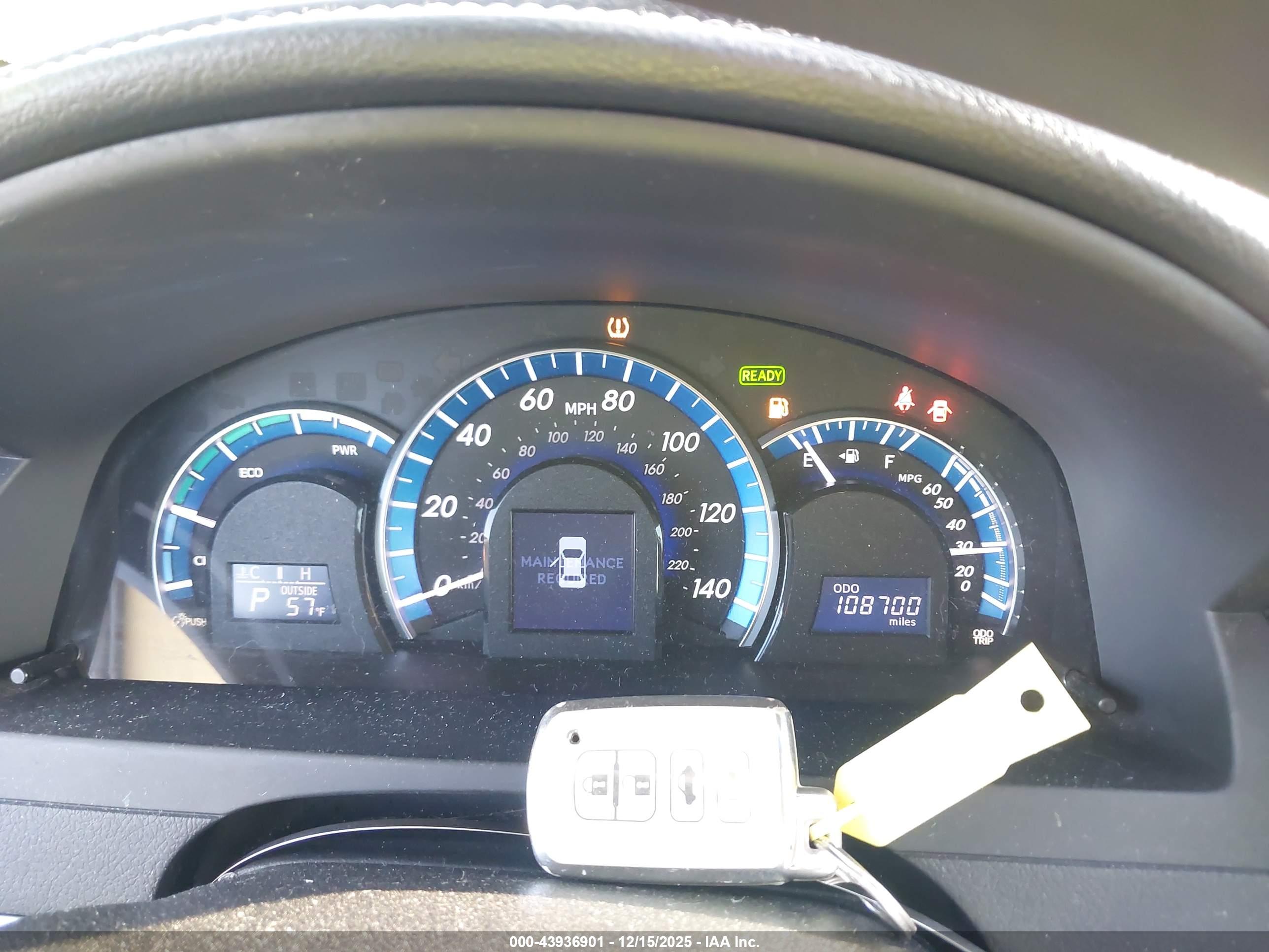 TOYOTA CAMRY image 7