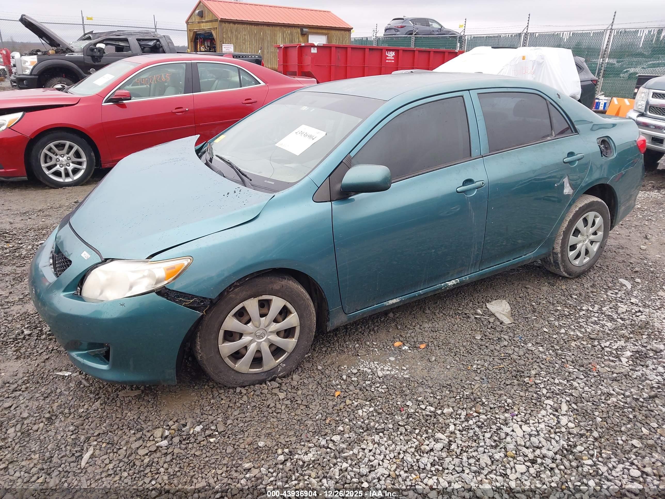 TOYOTA COROLLA image 2