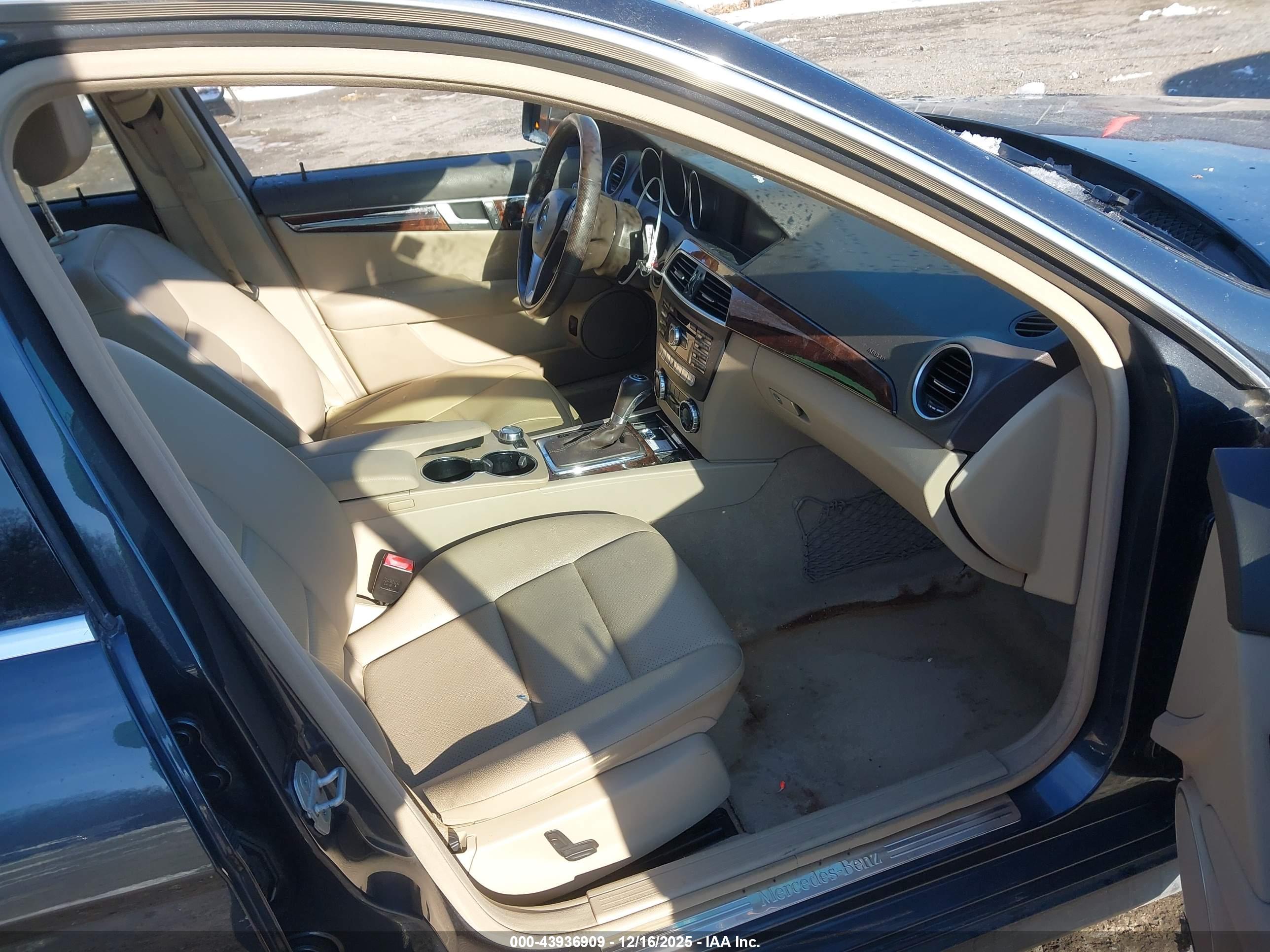MERCEDES-BENZ C image 5