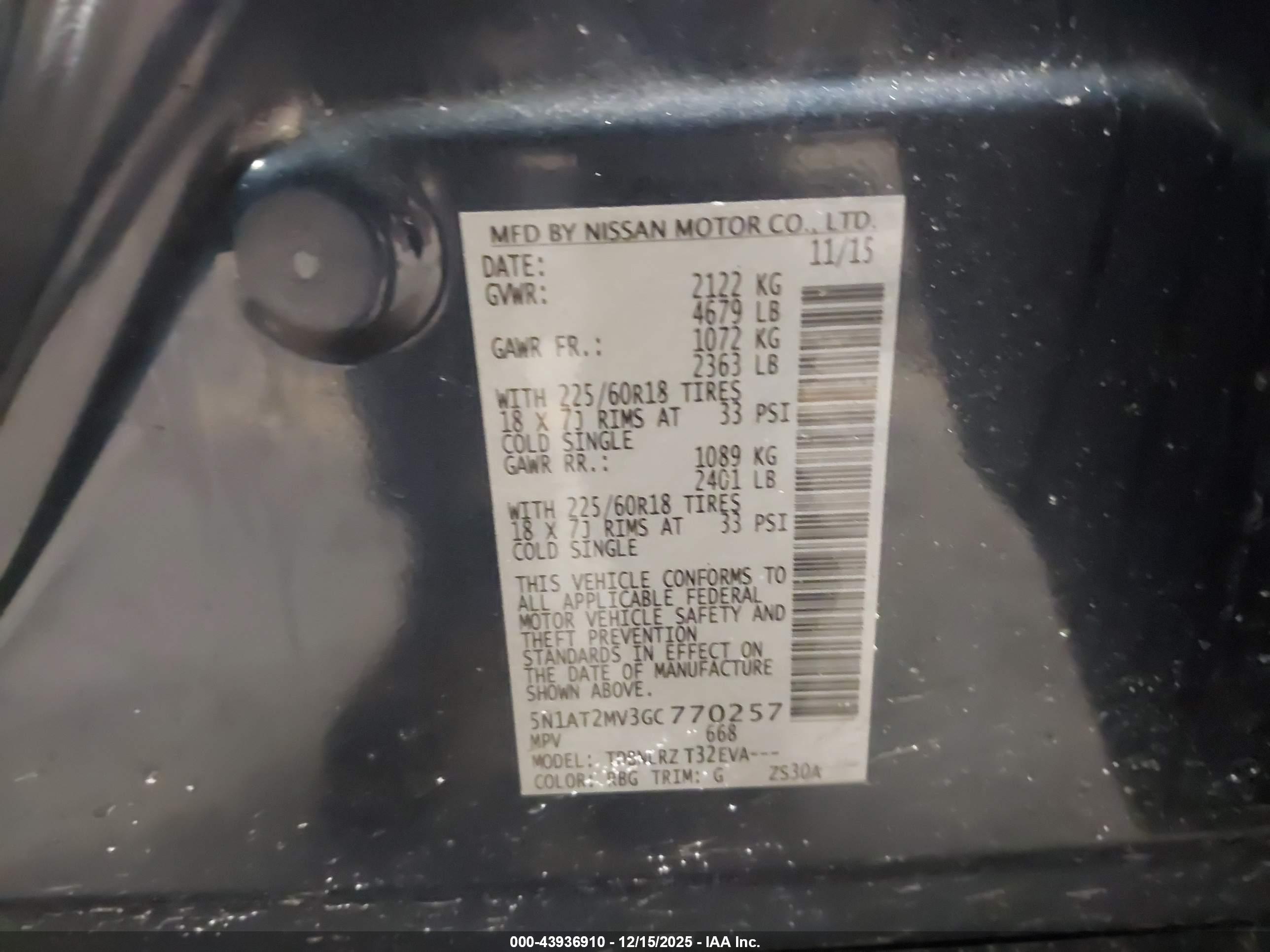 NISSAN ROGUE image 9