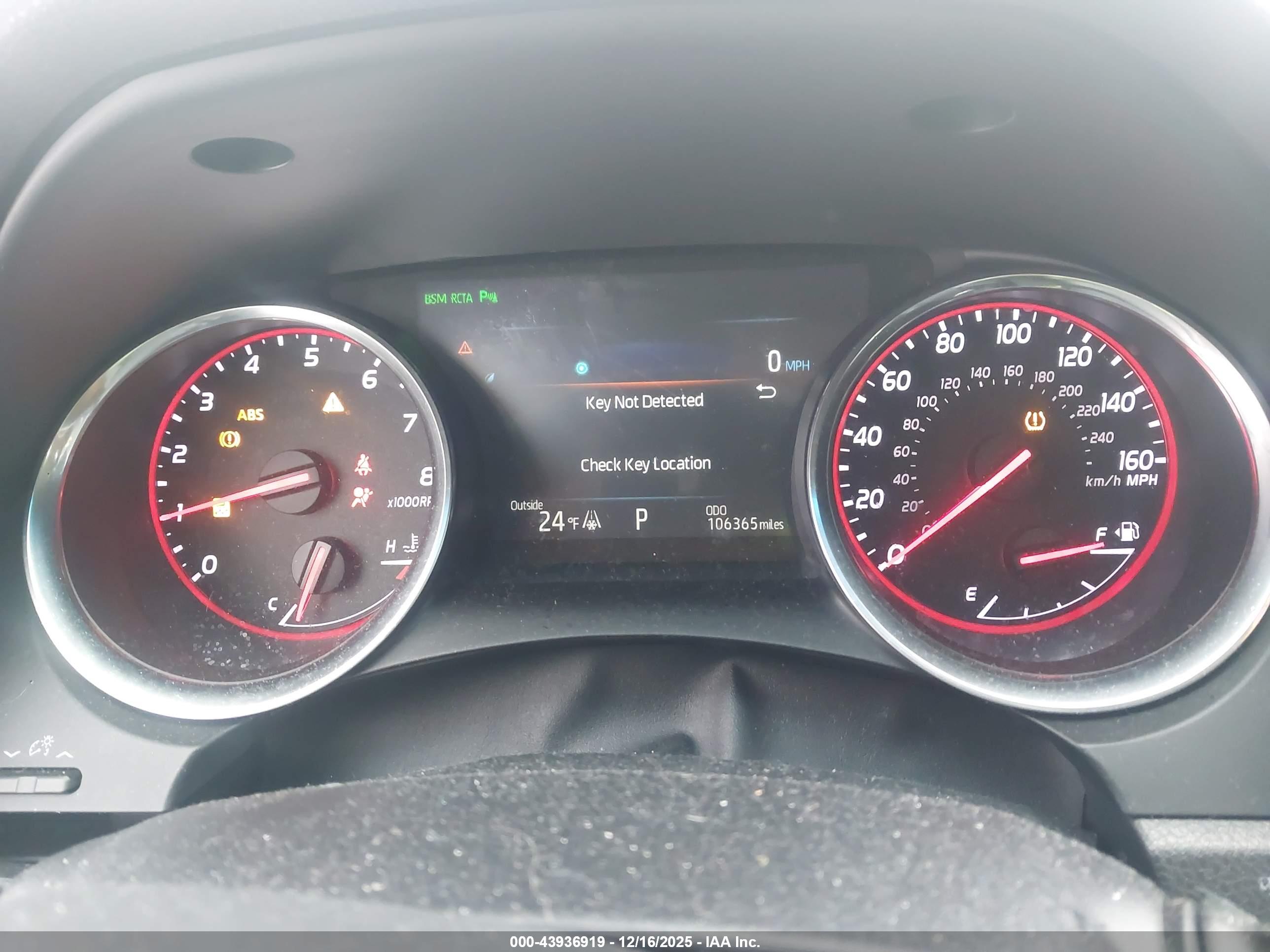 TOYOTA CAMRY image 7