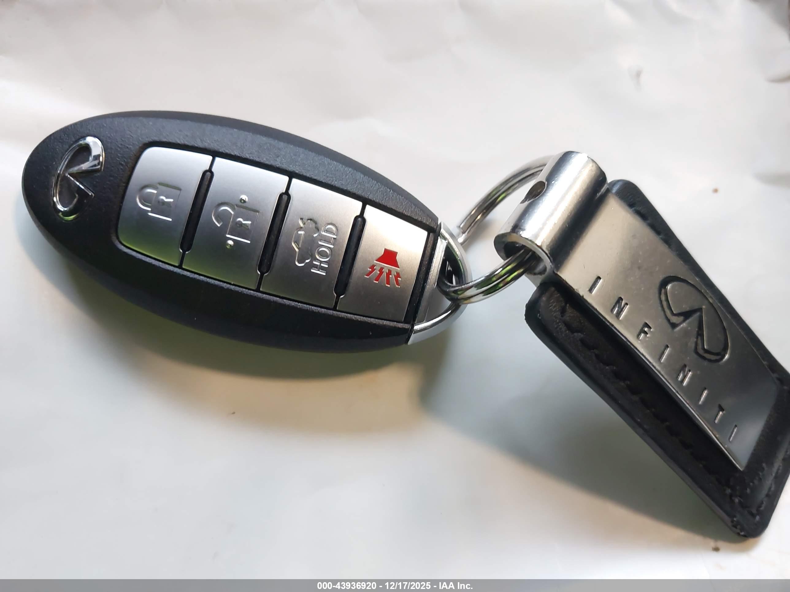INFINITI Q50 image 11