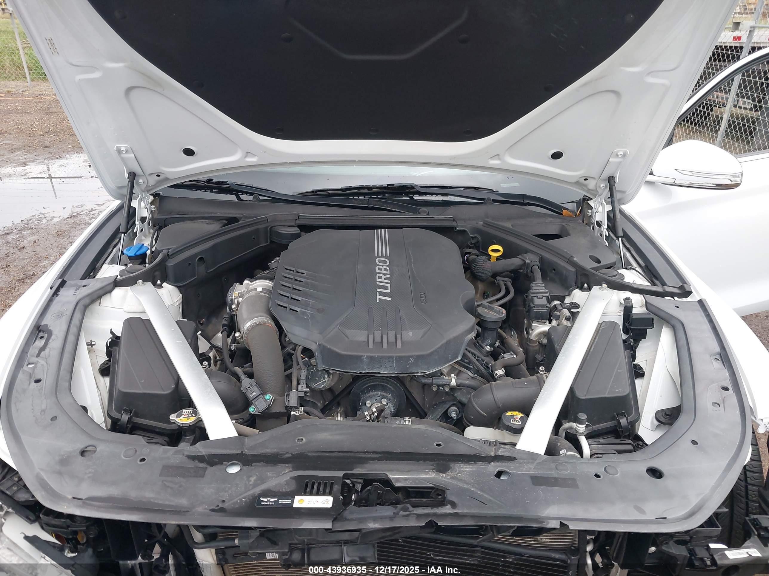 GENESIS G70 image 10