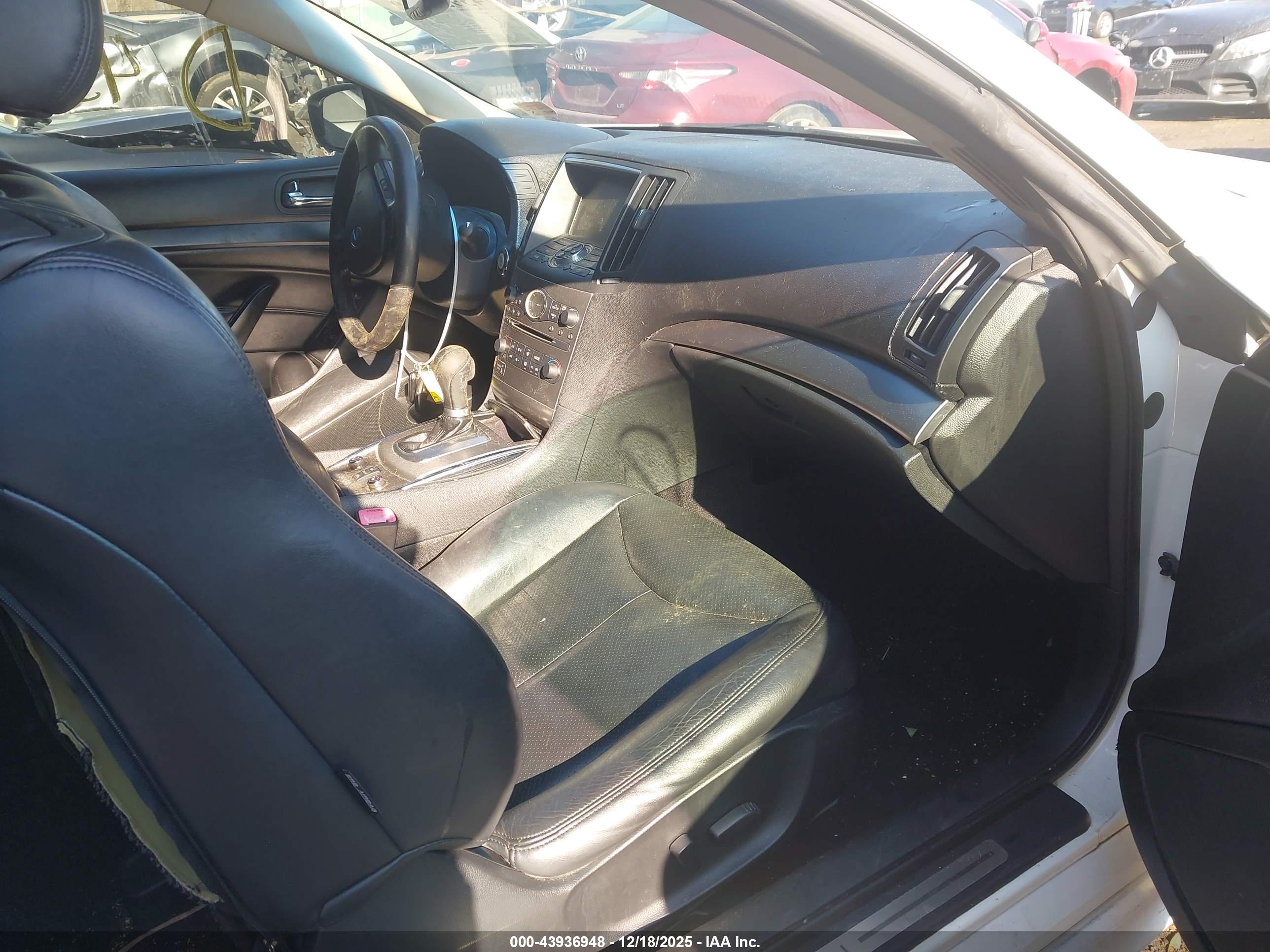 INFINITI G37X image 5