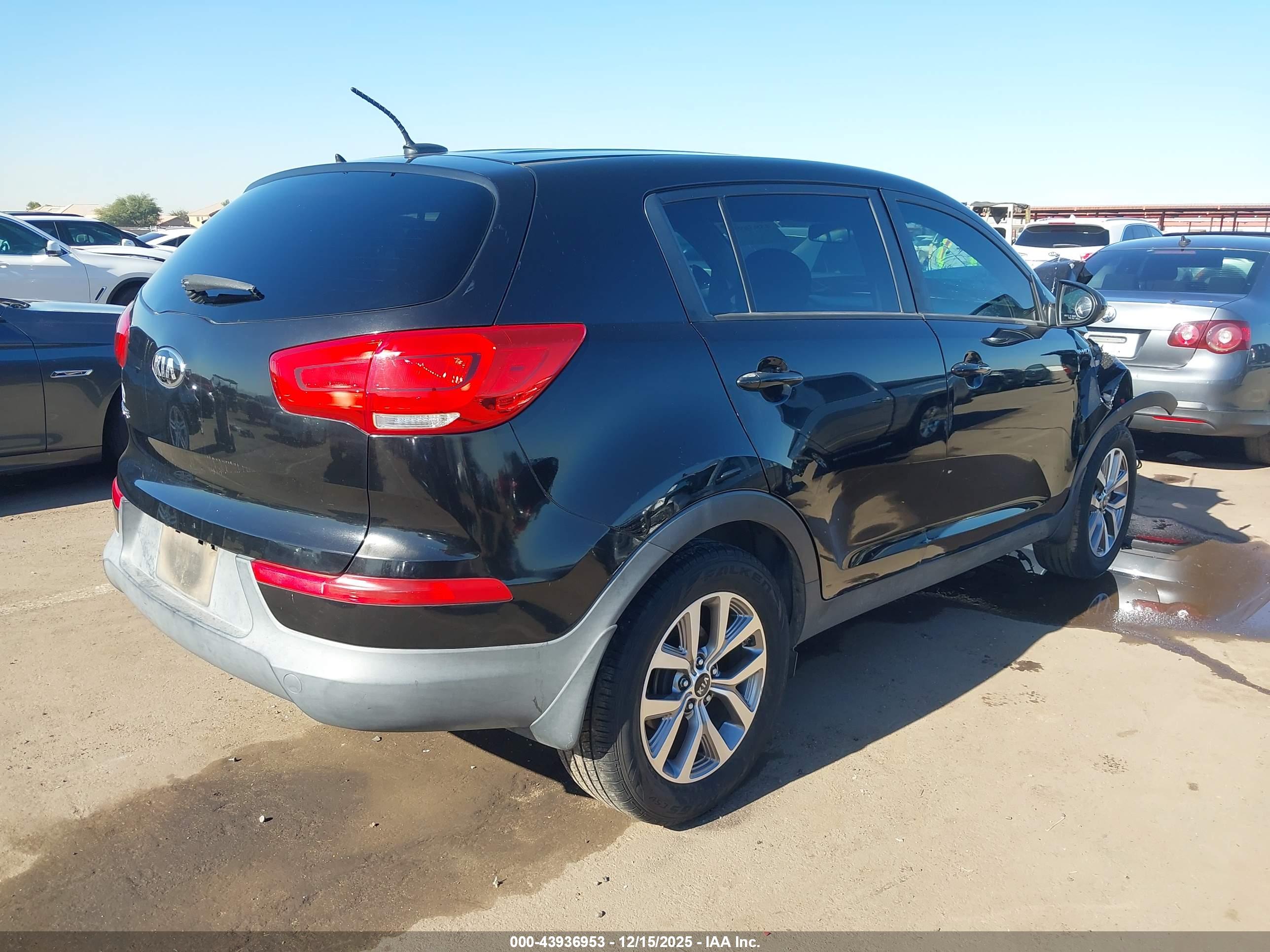 KIA SPORTAGE image 4