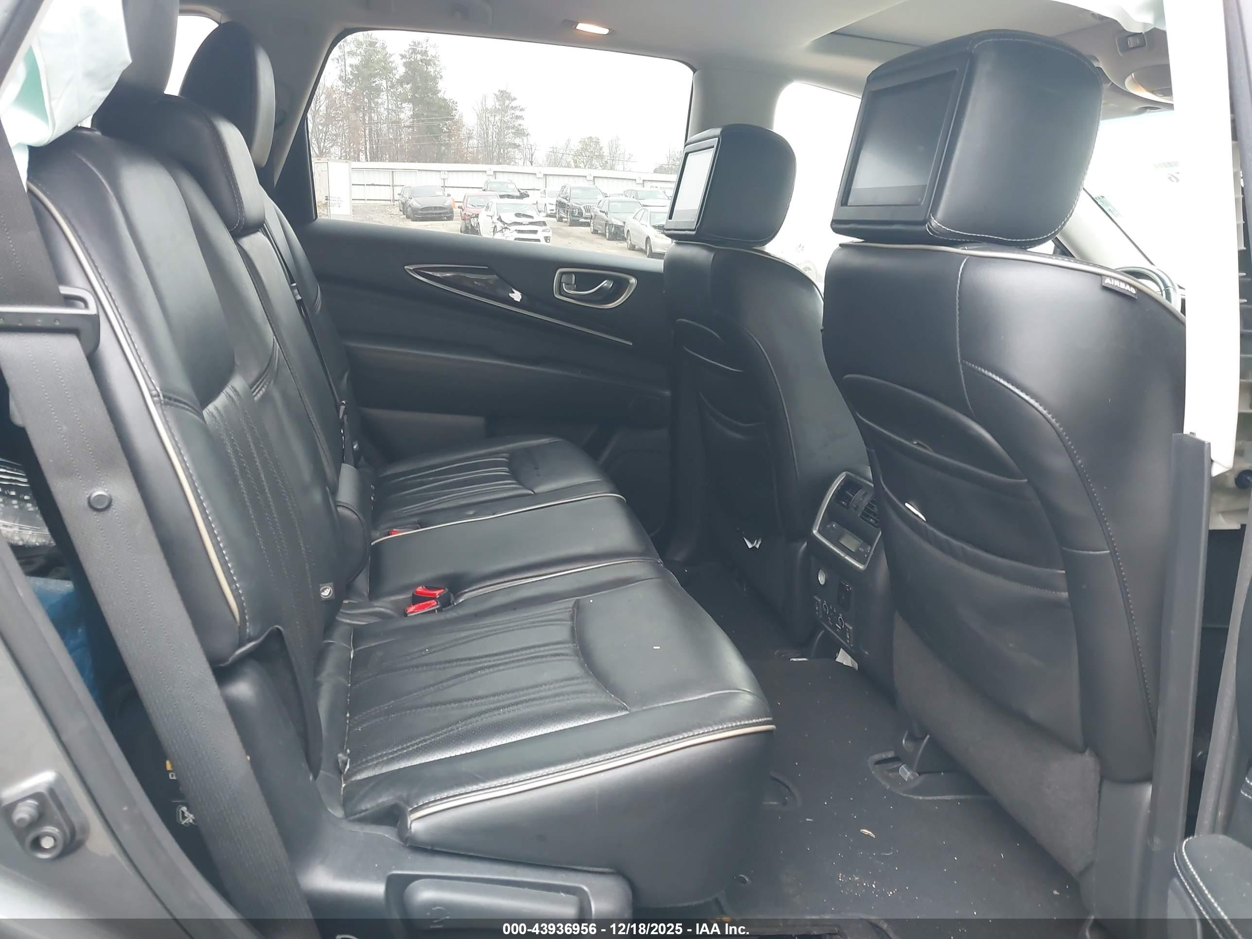 INFINITI QX60 image 8