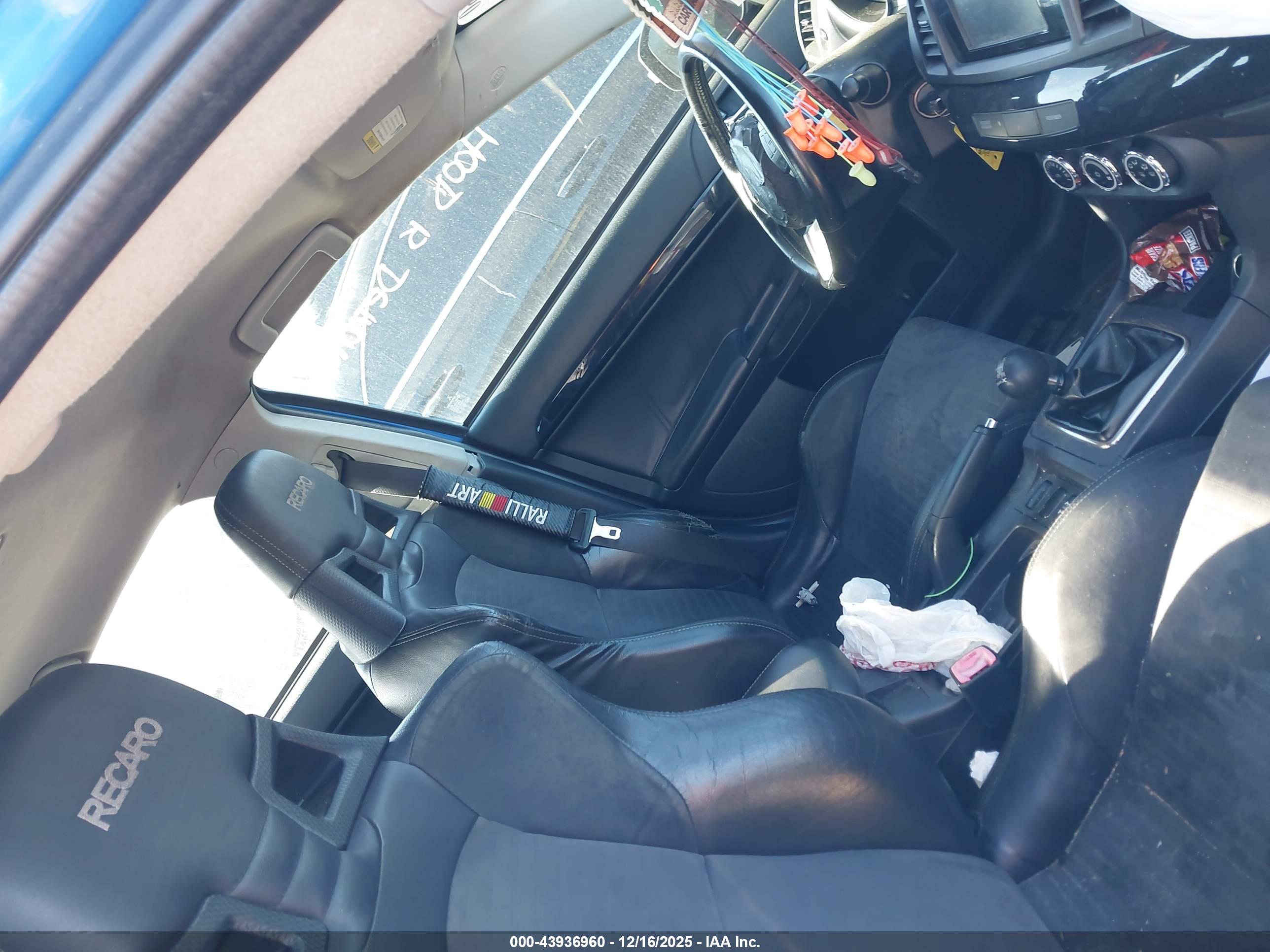 MITSUBISHI LANCER image 5