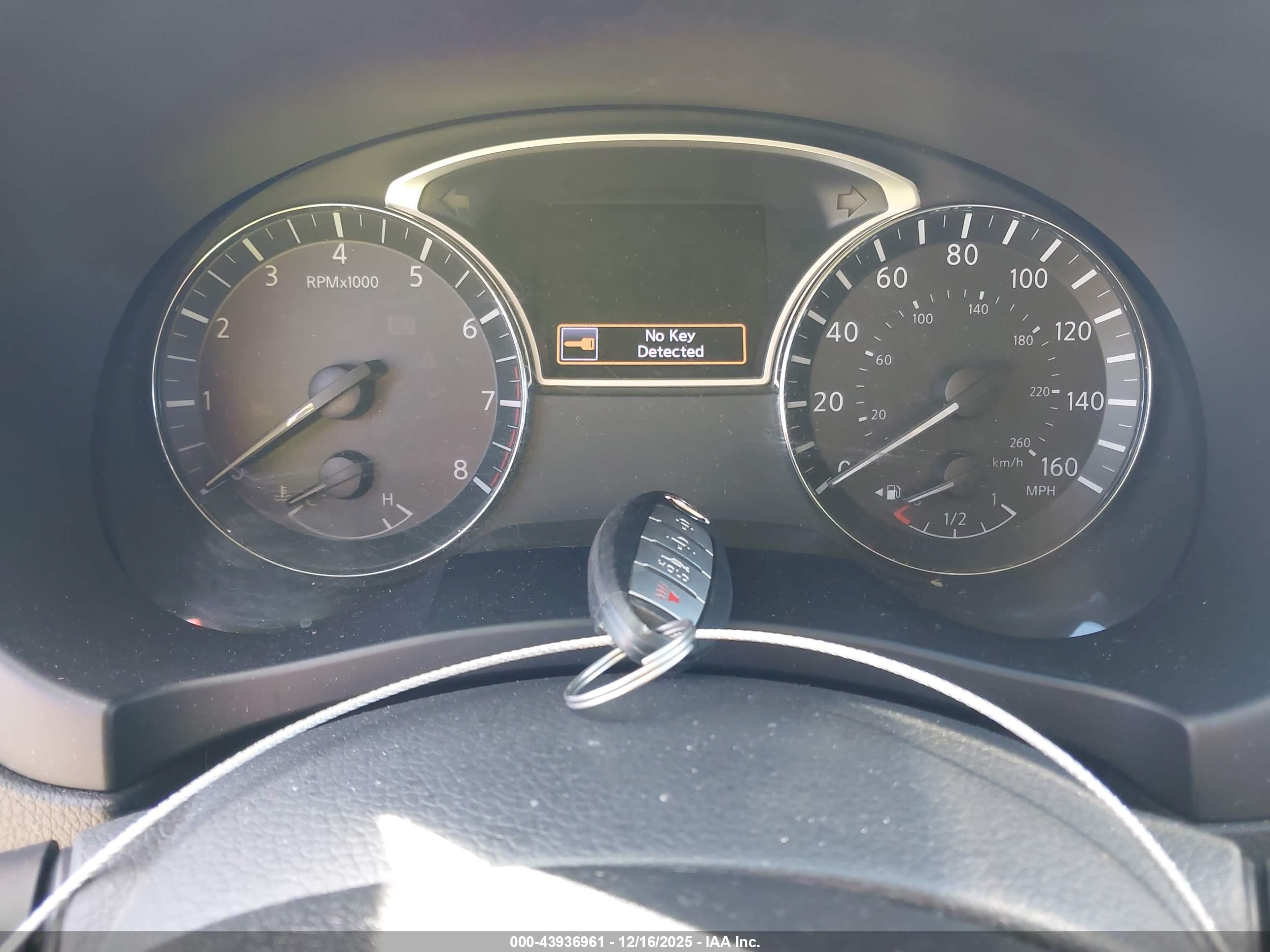 NISSAN ALTIMA image 11