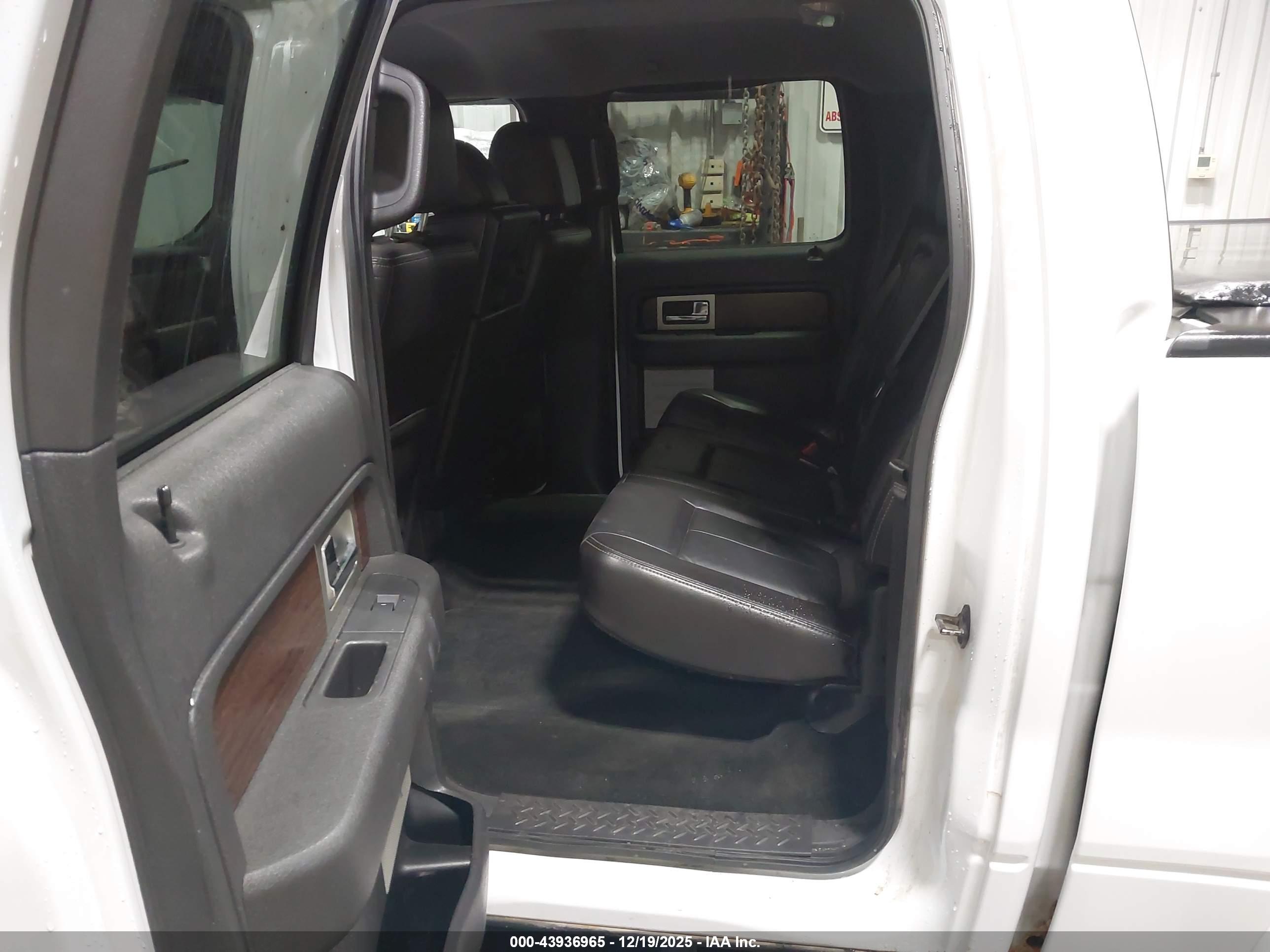 FORD F-150 image 8