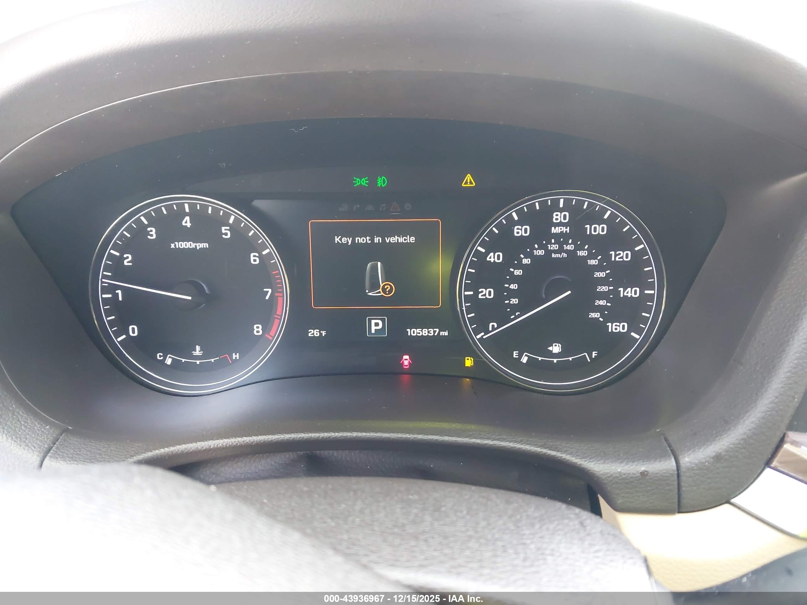 HYUNDAI GENESIS image 7