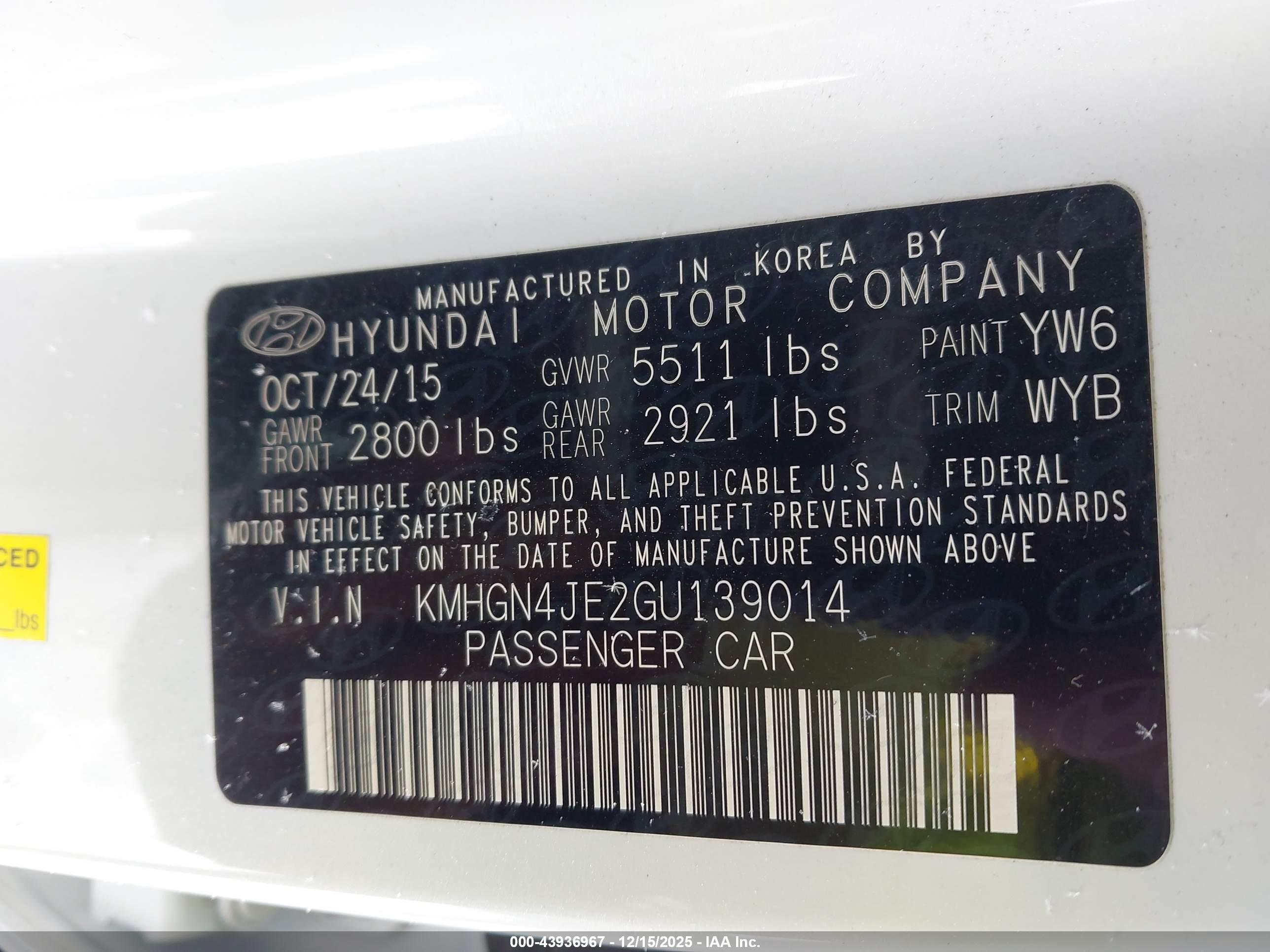 HYUNDAI GENESIS image 9