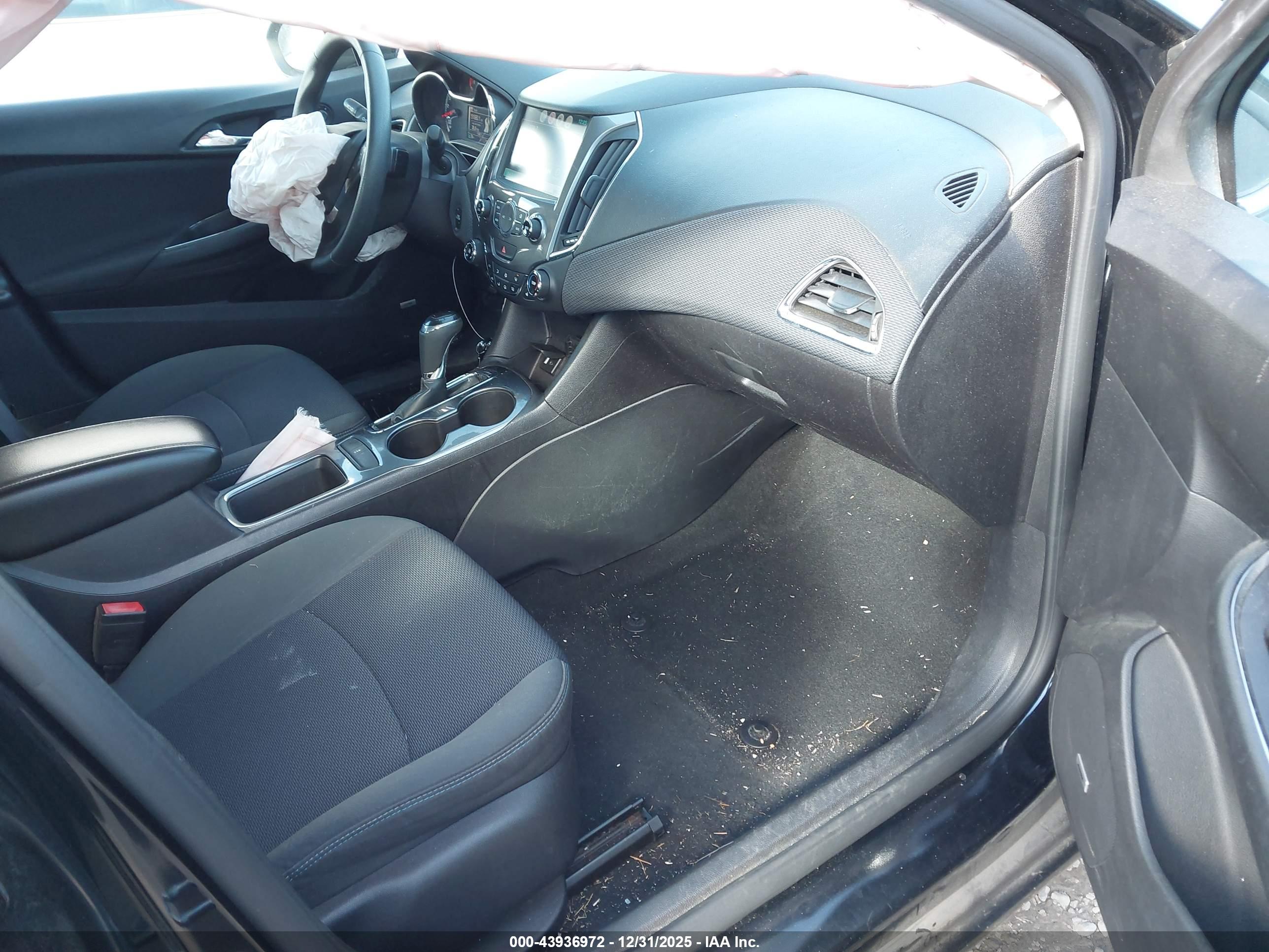 CHEVROLET CRUZE image 5