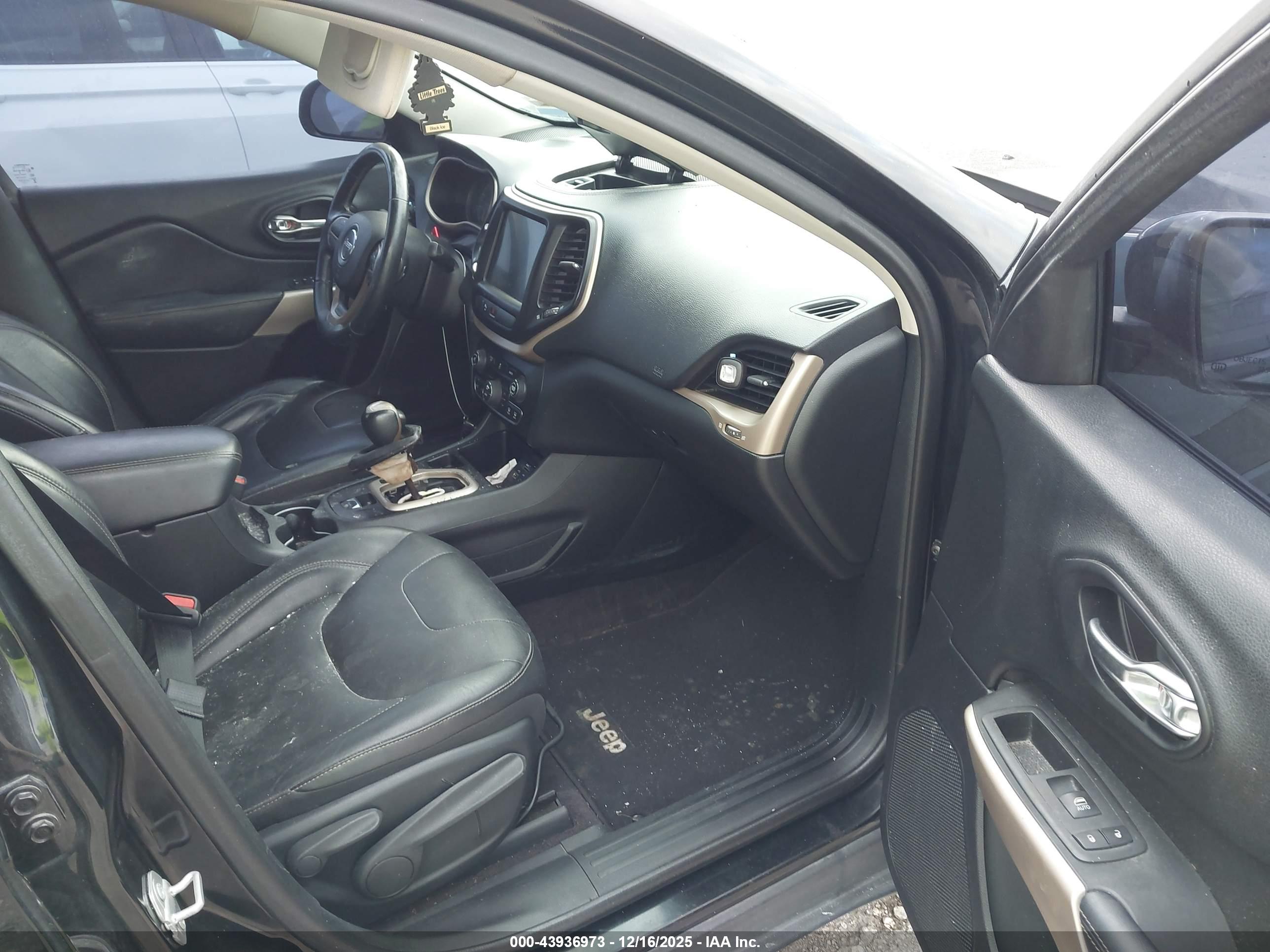 JEEP CHEROKEE image 5