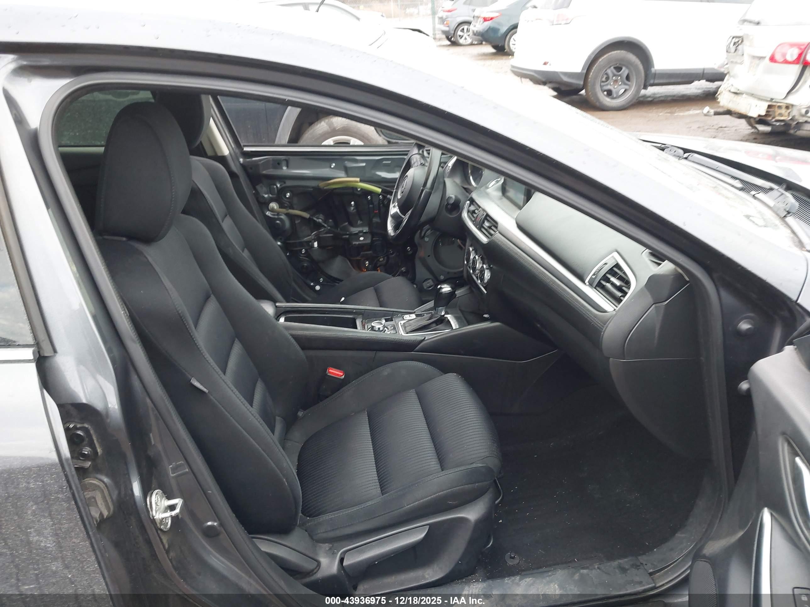 MAZDA MAZDA6 image 5