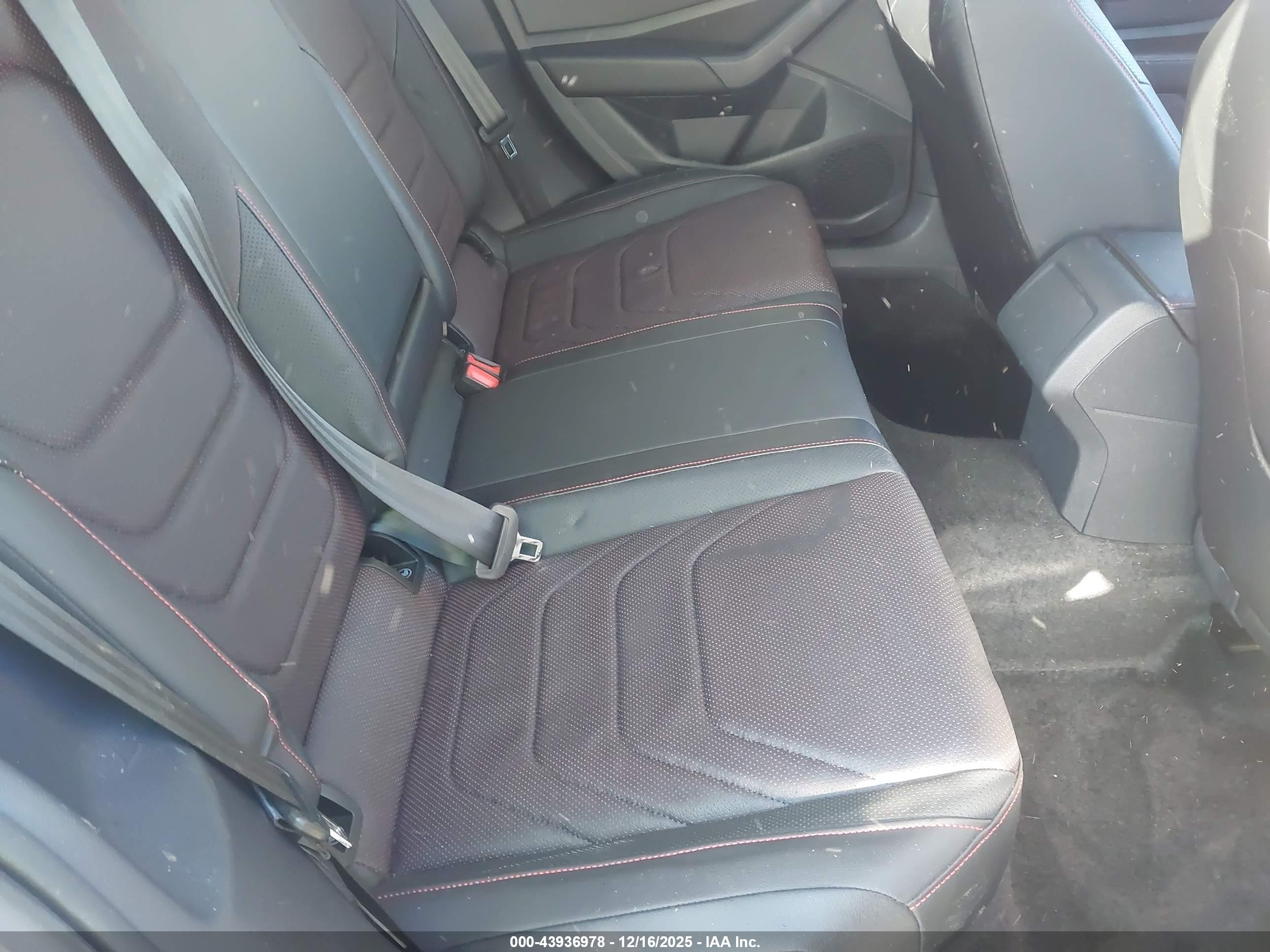 VOLKSWAGEN JETTA image 8