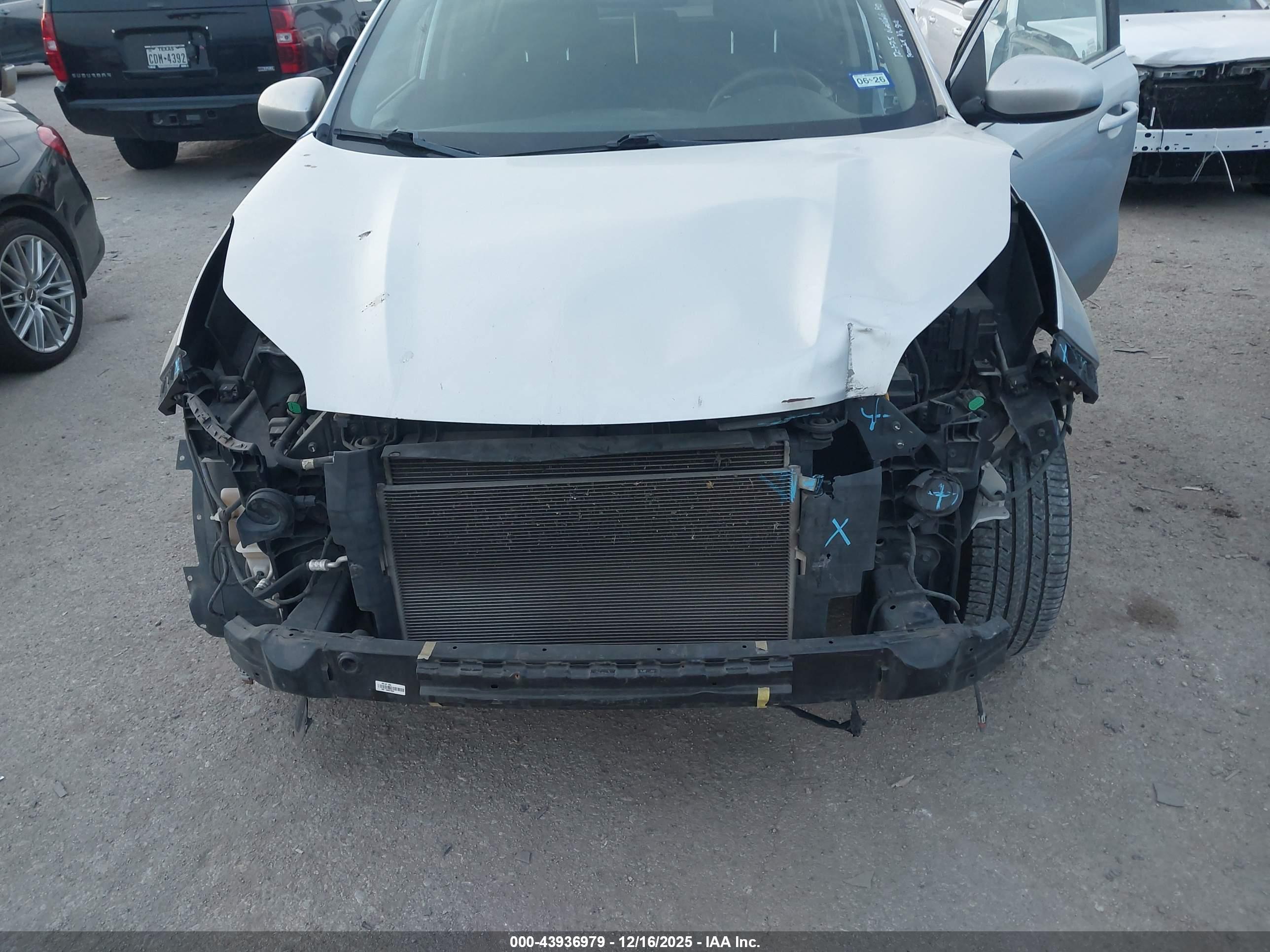 KIA SPORTAGE image 6