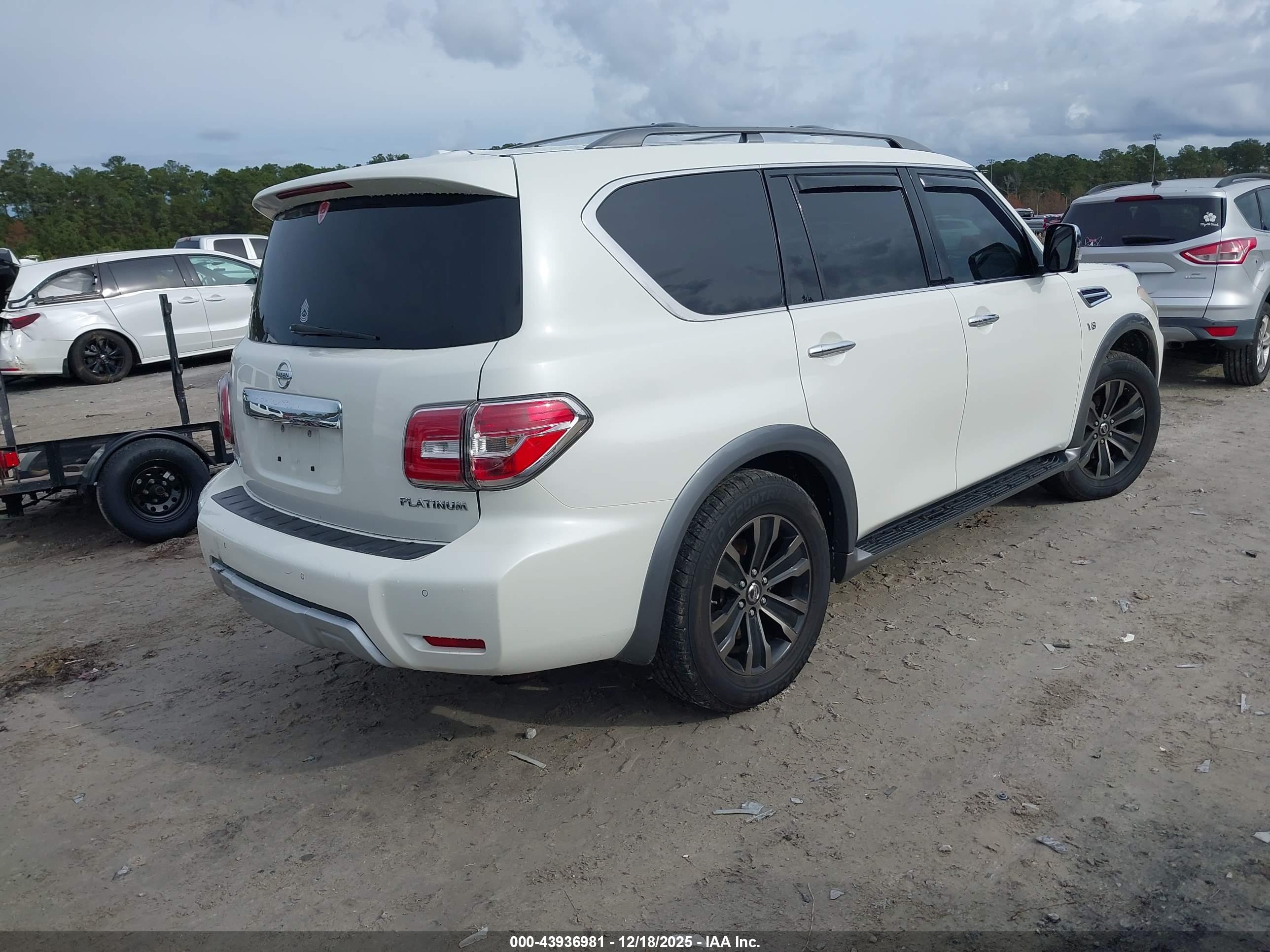 NISSAN ARMADA image 4