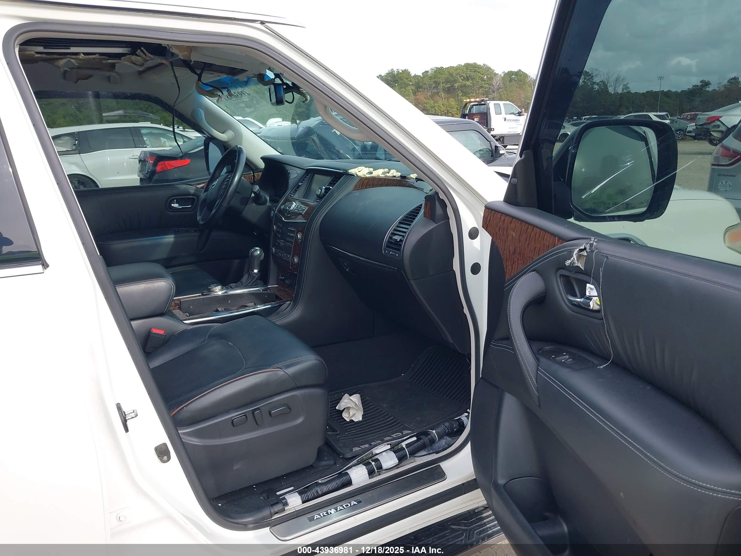 NISSAN ARMADA image 5