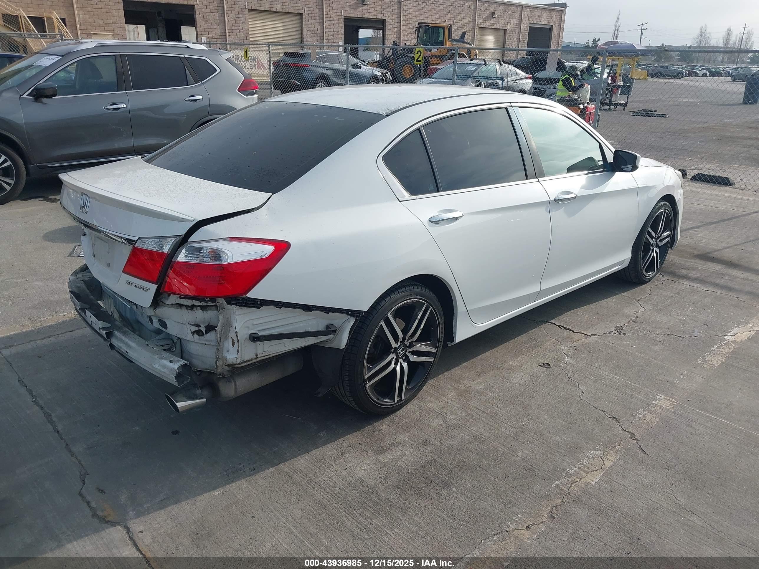 HONDA ACCORD image 4