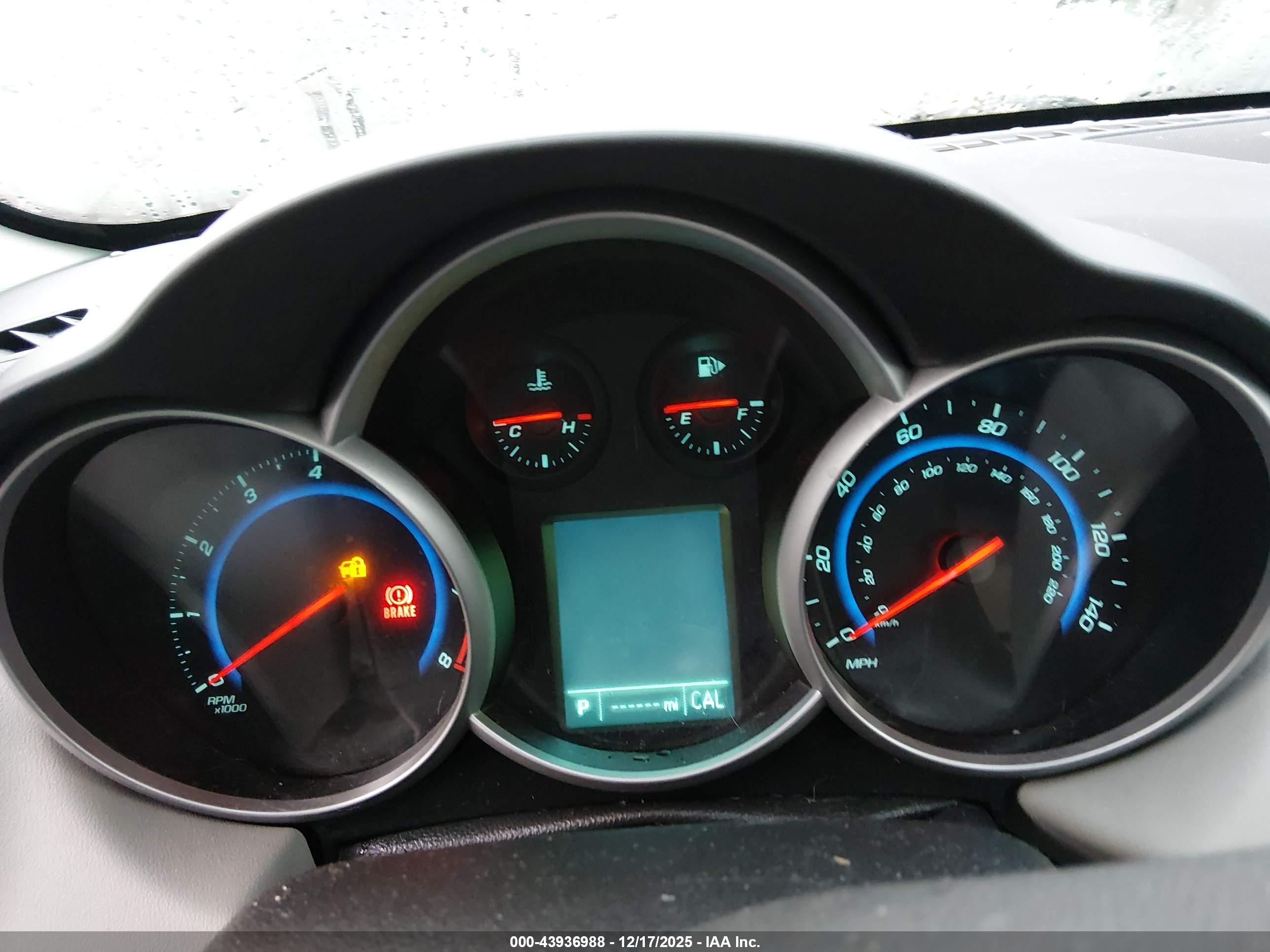 CHEVROLET CRUZE image 7