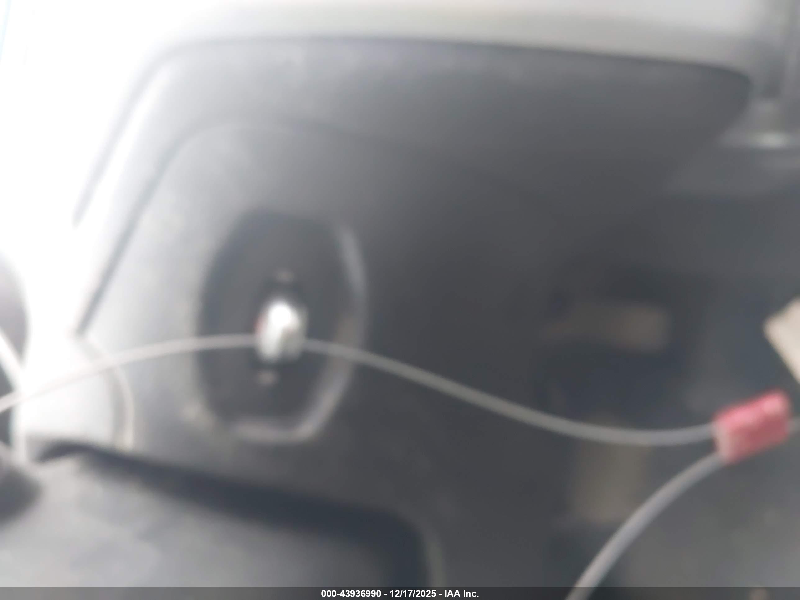 NISSAN MURANO image 11