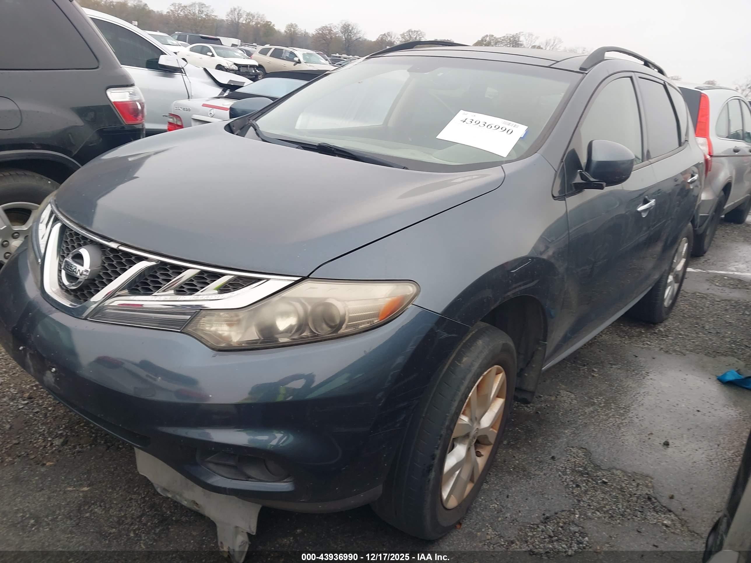NISSAN MURANO image 2