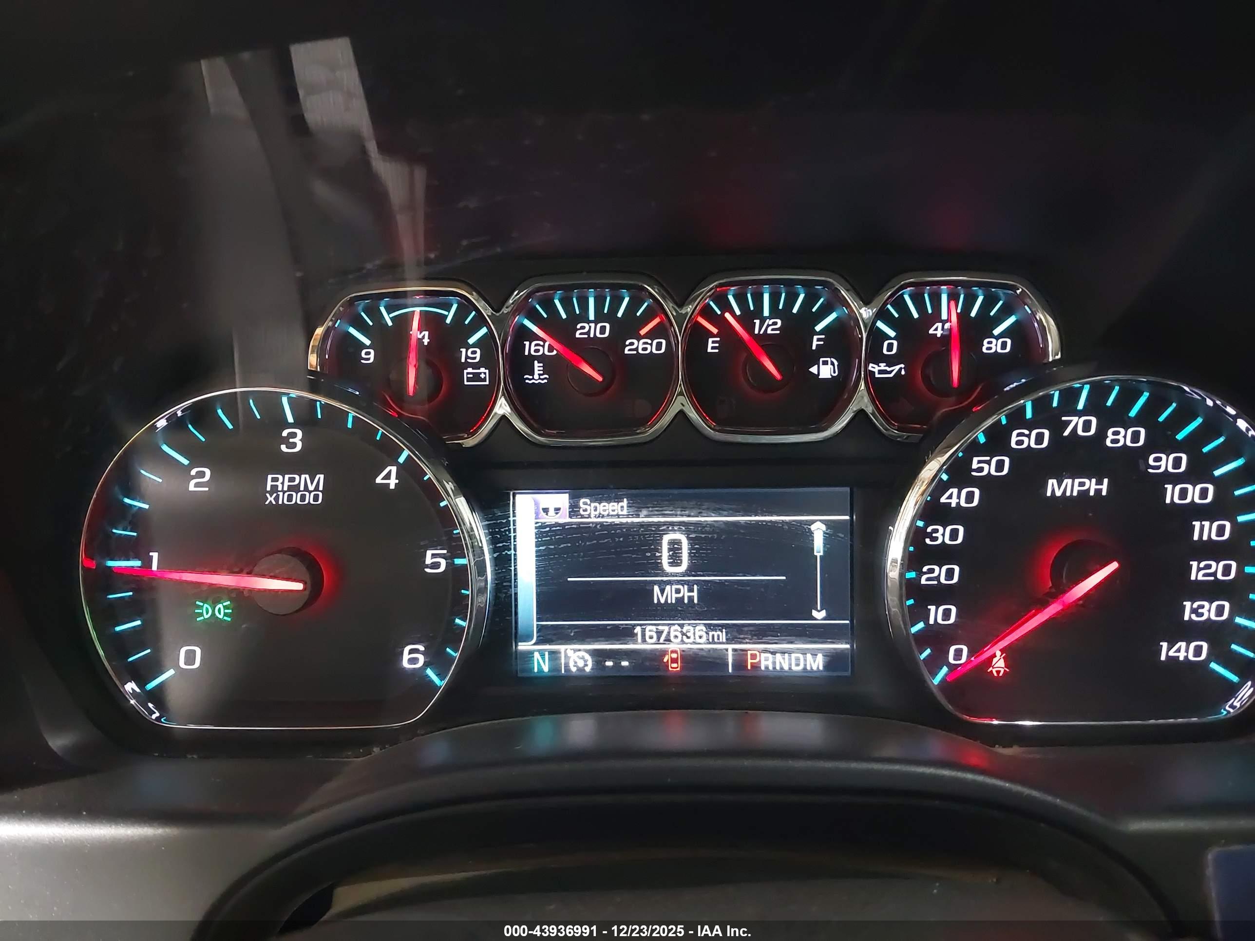 CHEVROLET SILVERADO image 7