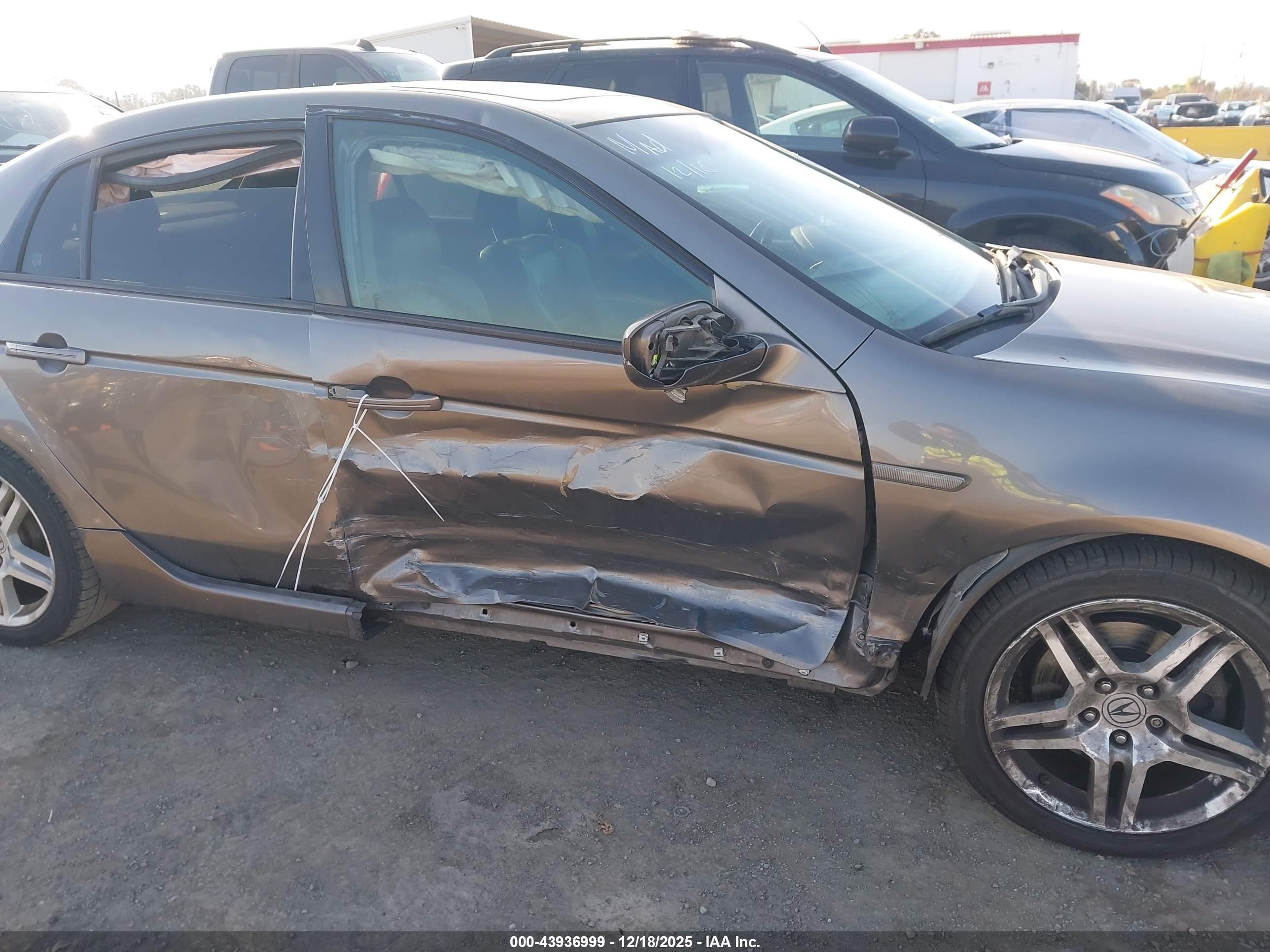 ACURA TL image 6