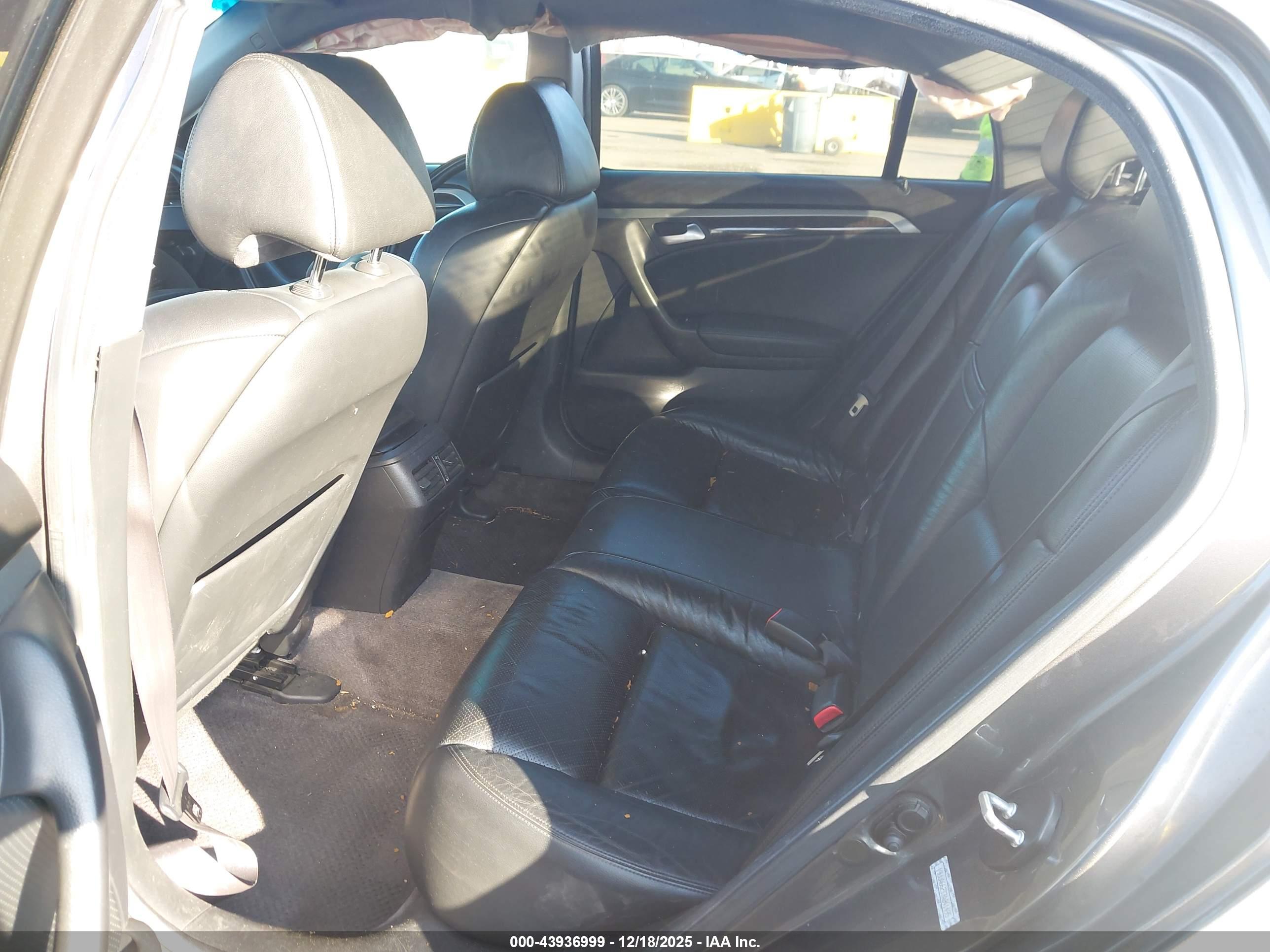 ACURA TL image 8