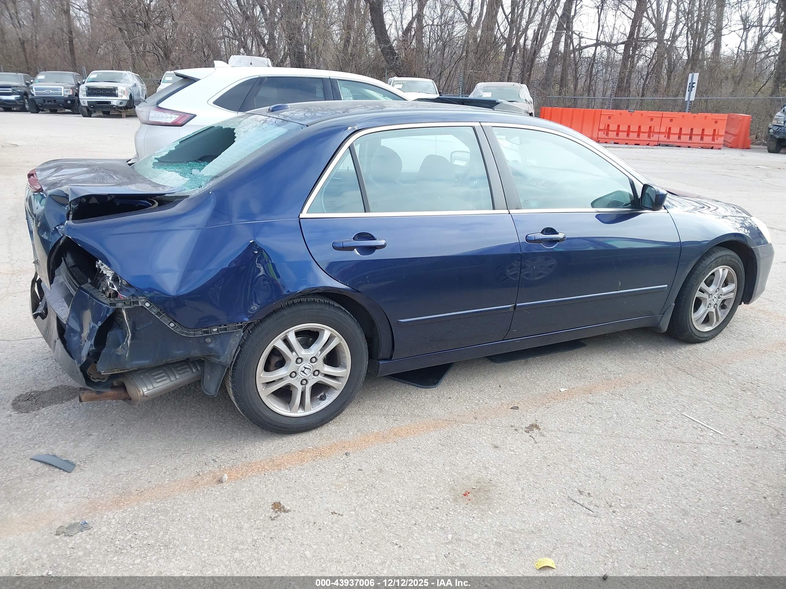 HONDA ACCORD image 4