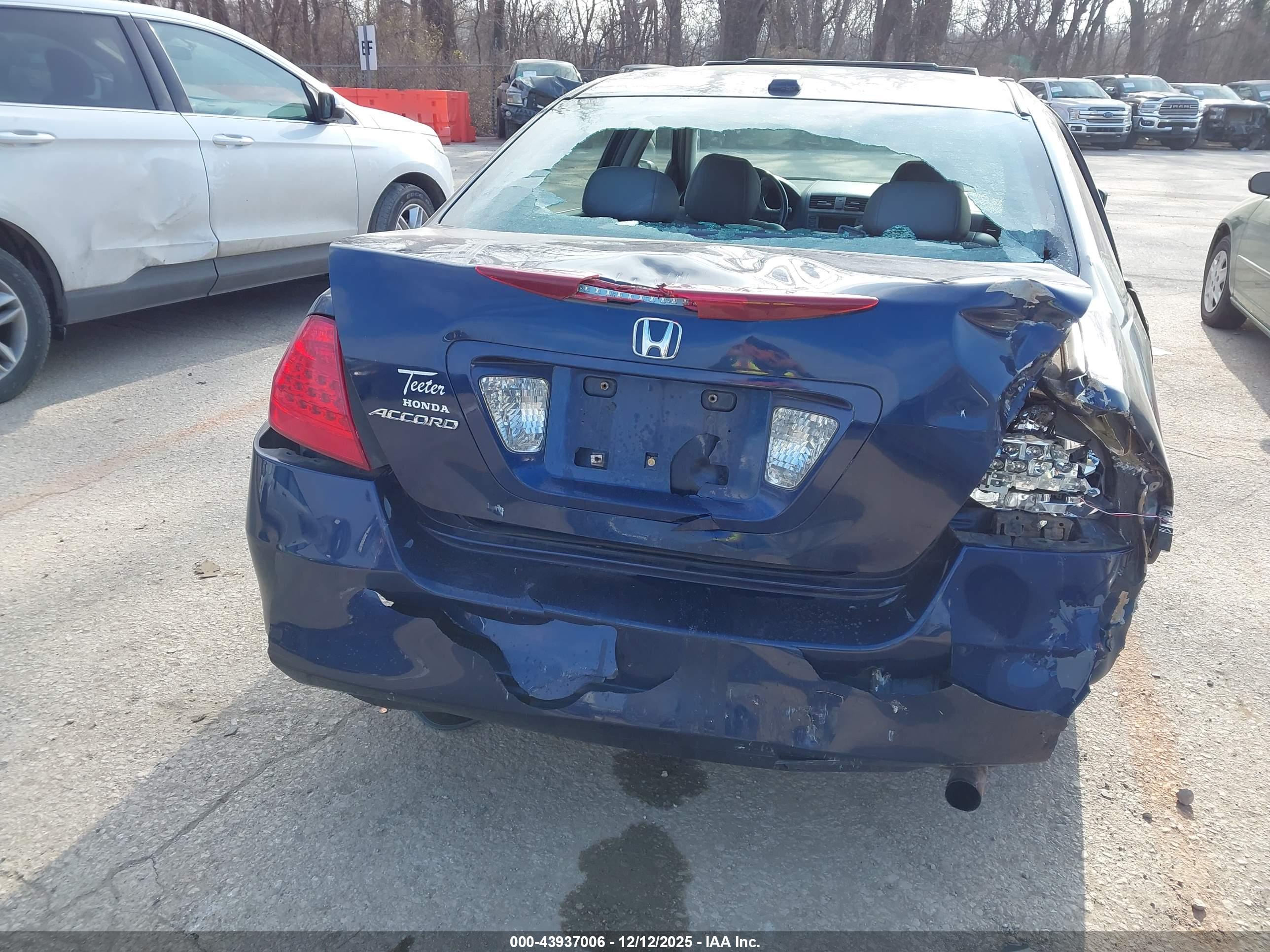 HONDA ACCORD image 6