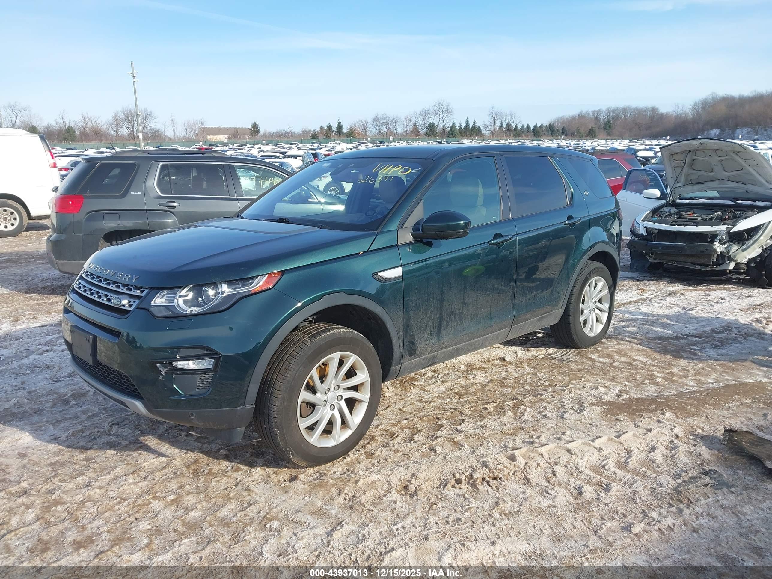 LAND ROVER image 2