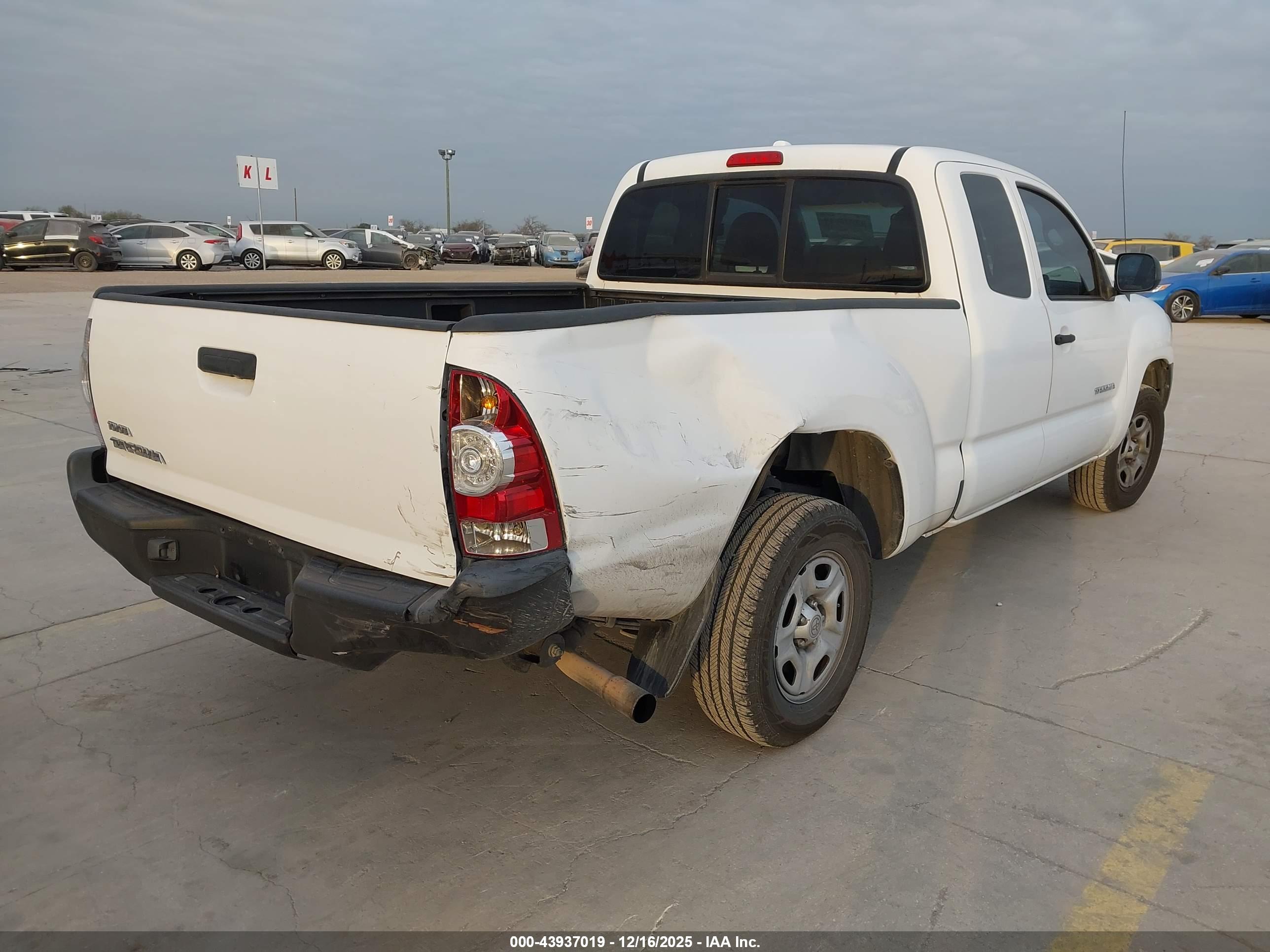 TOYOTA TACOMA image 4