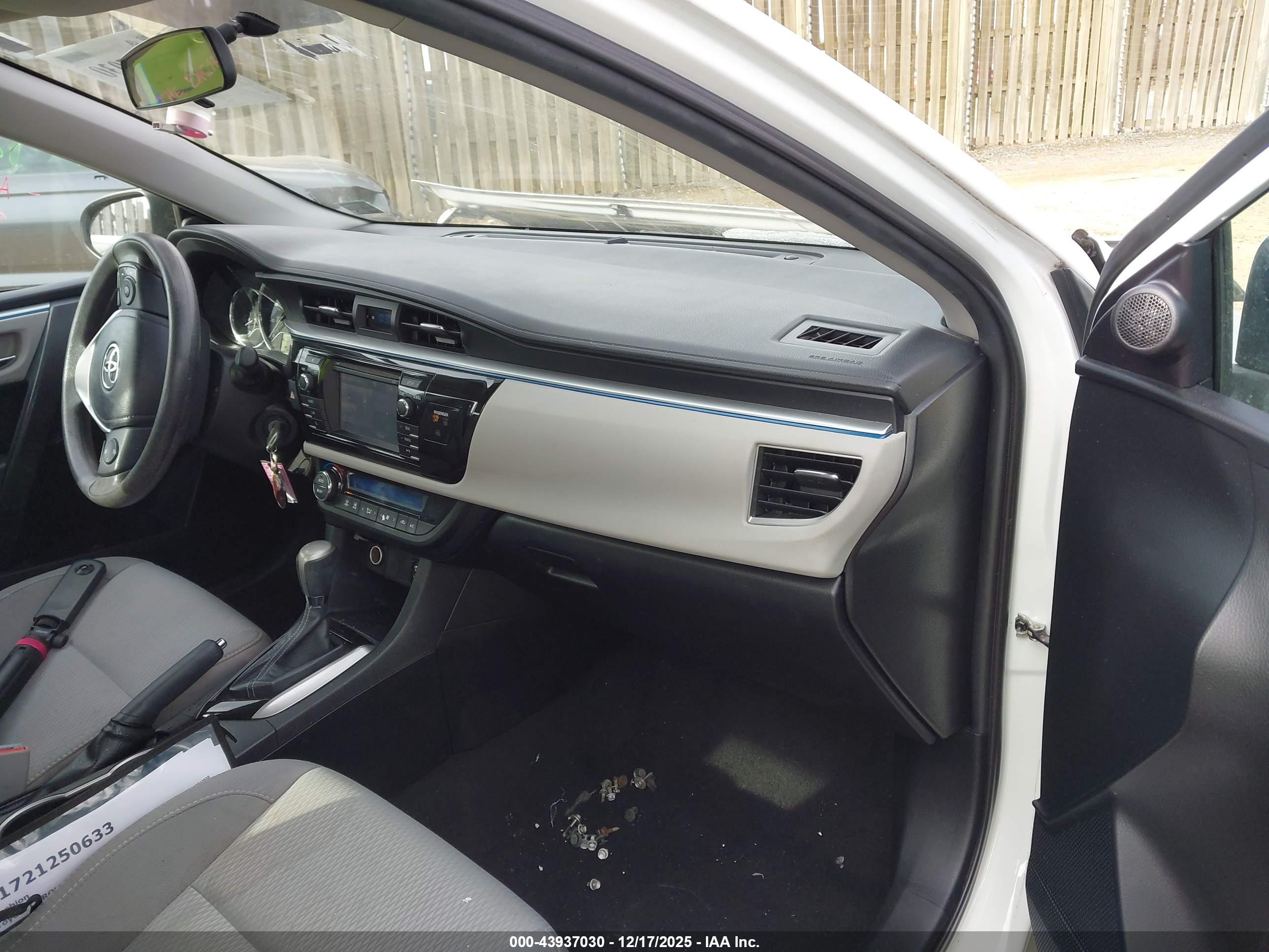 TOYOTA COROLLA image 5