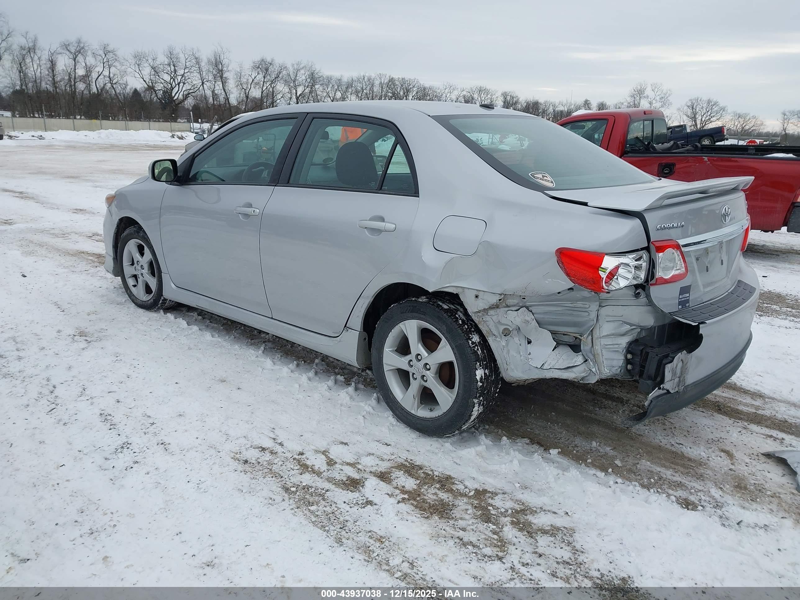 TOYOTA COROLLA image 3