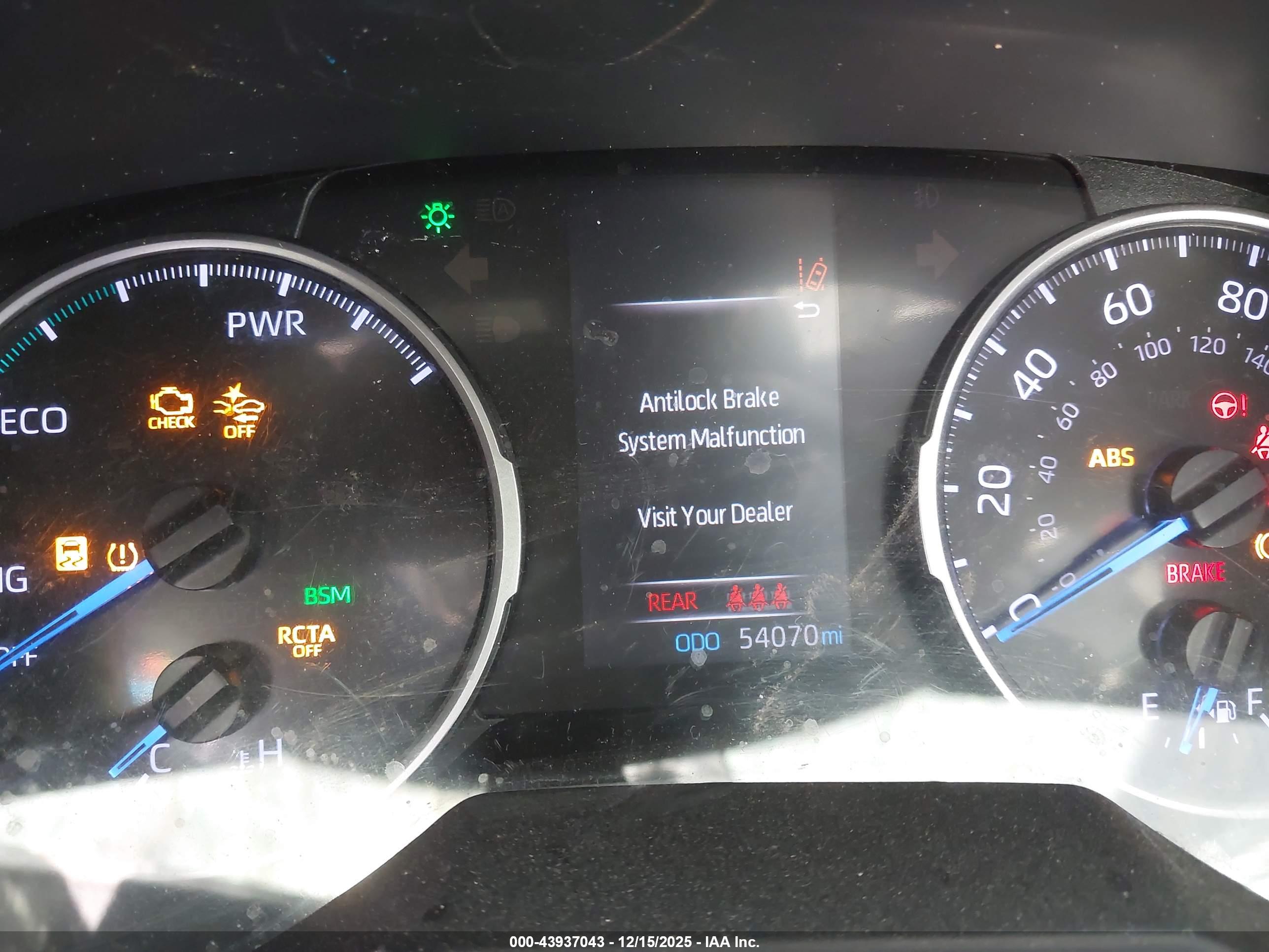 TOYOTA RAV4 image 7