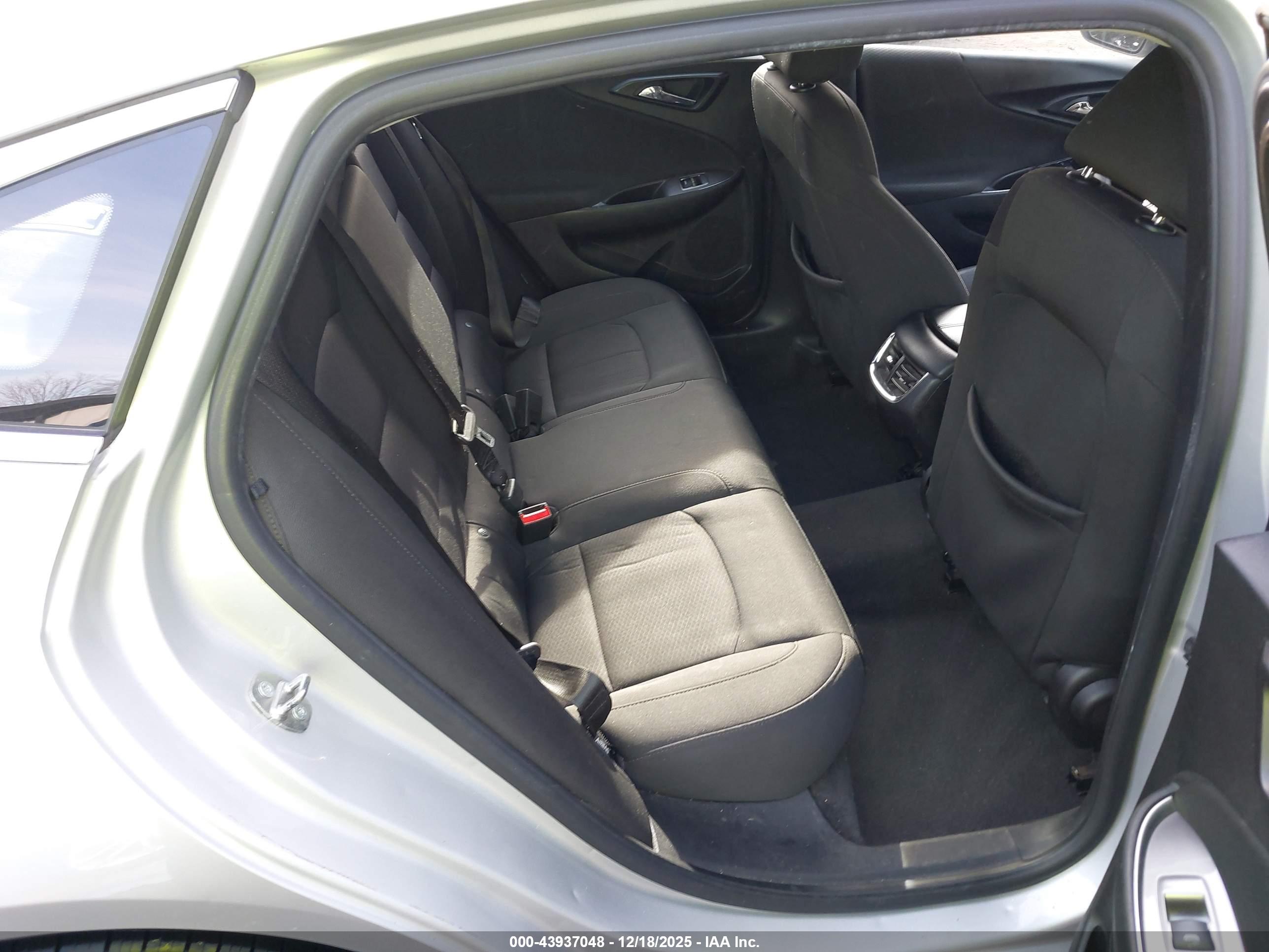 CHEVROLET MALIBU image 8