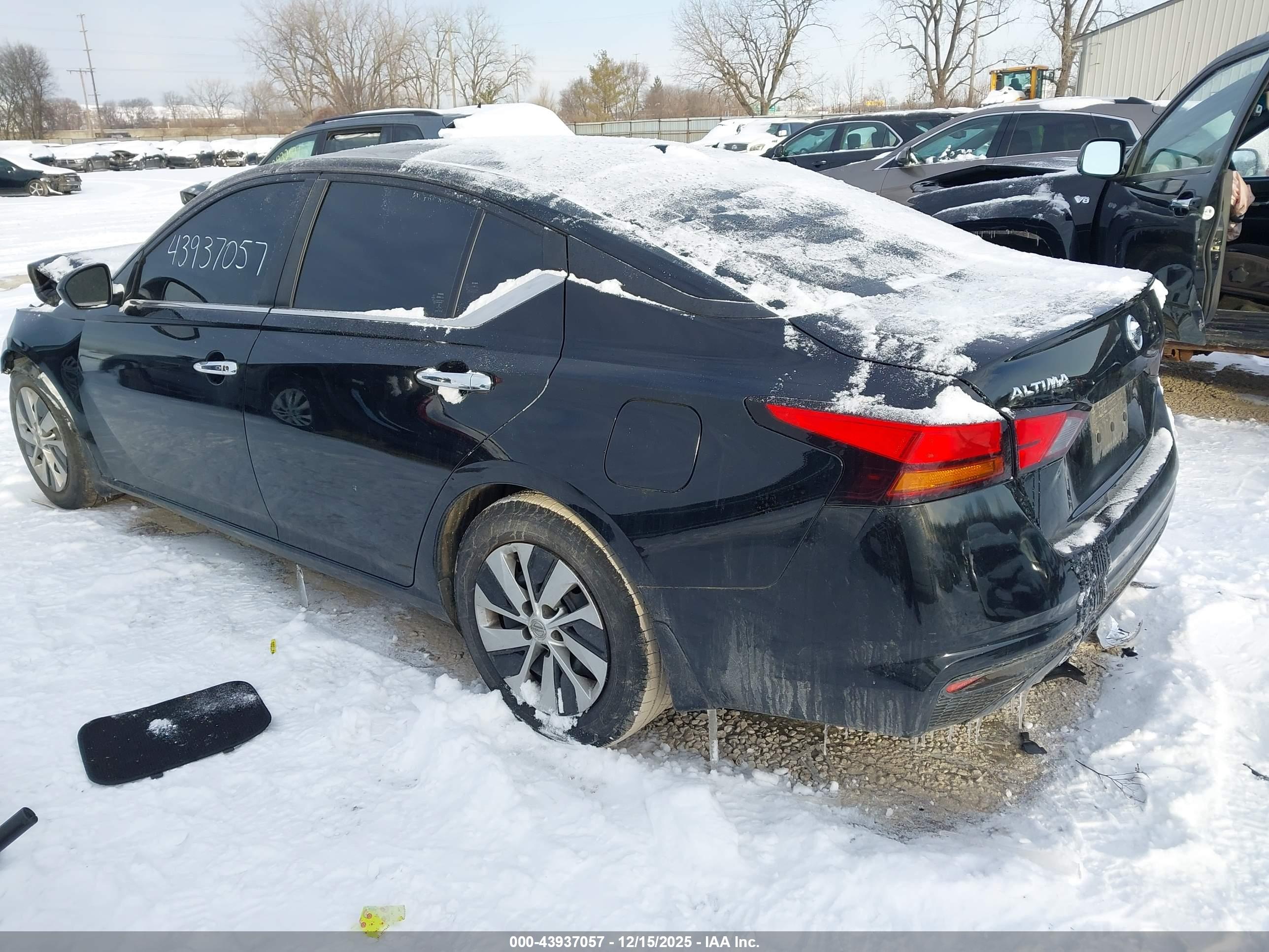 NISSAN ALTIMA image 3