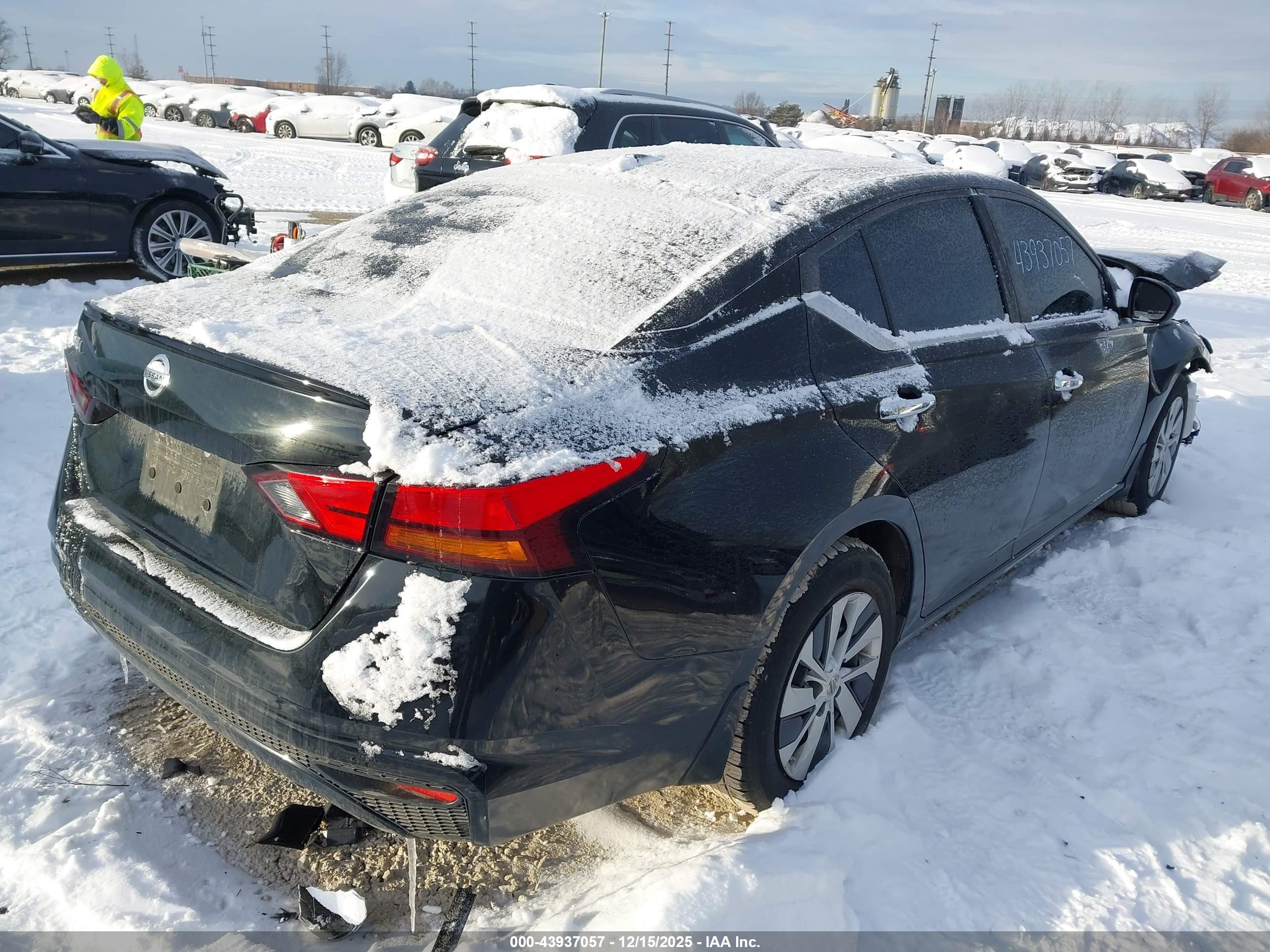 NISSAN ALTIMA image 4