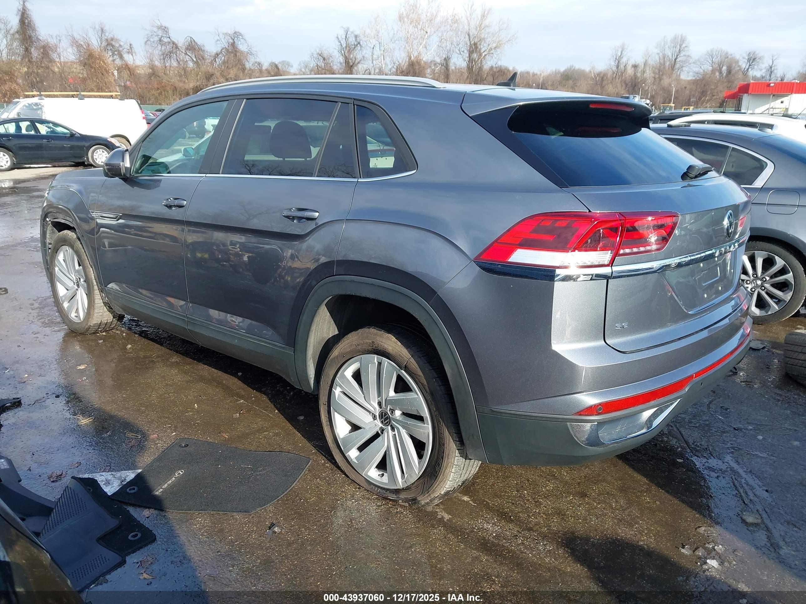 VOLKSWAGEN ATLAS image 3