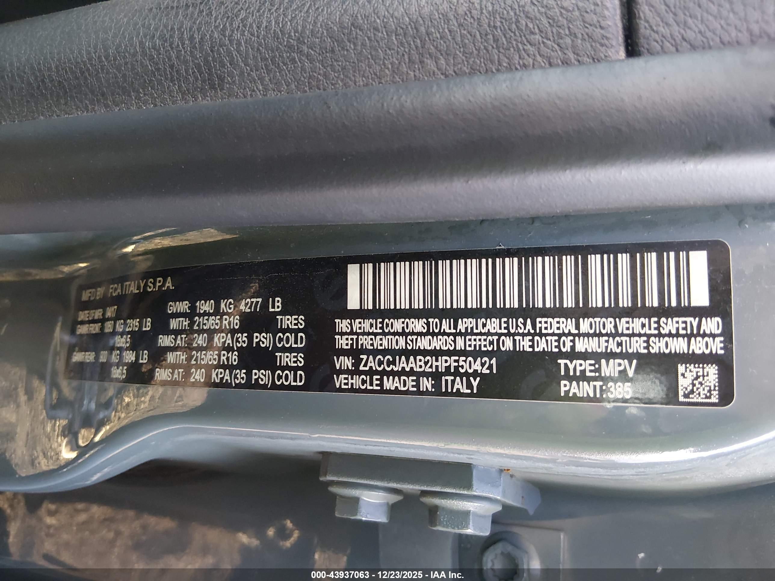 JEEP RENEGADE image 9