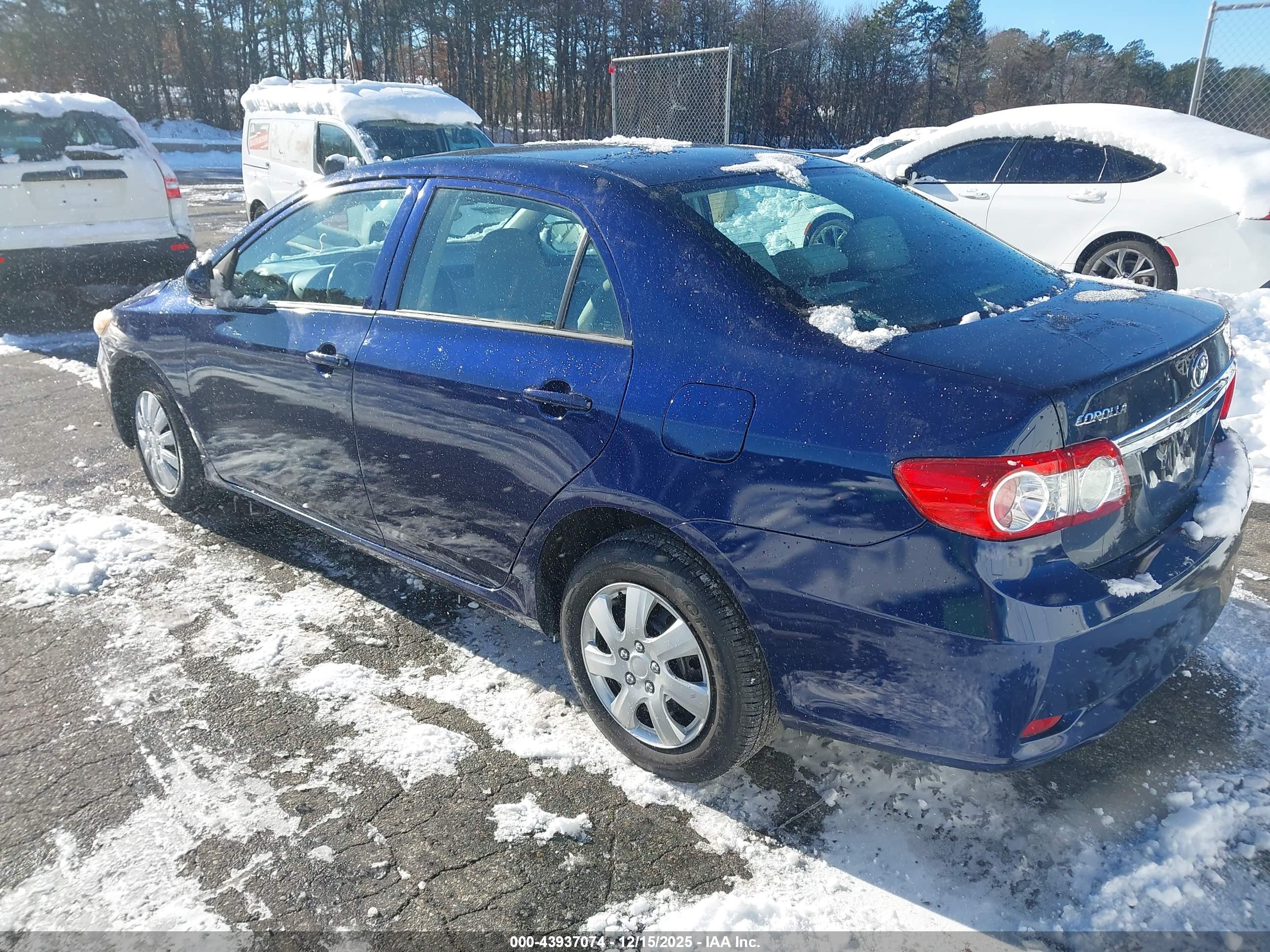 TOYOTA COROLLA image 3