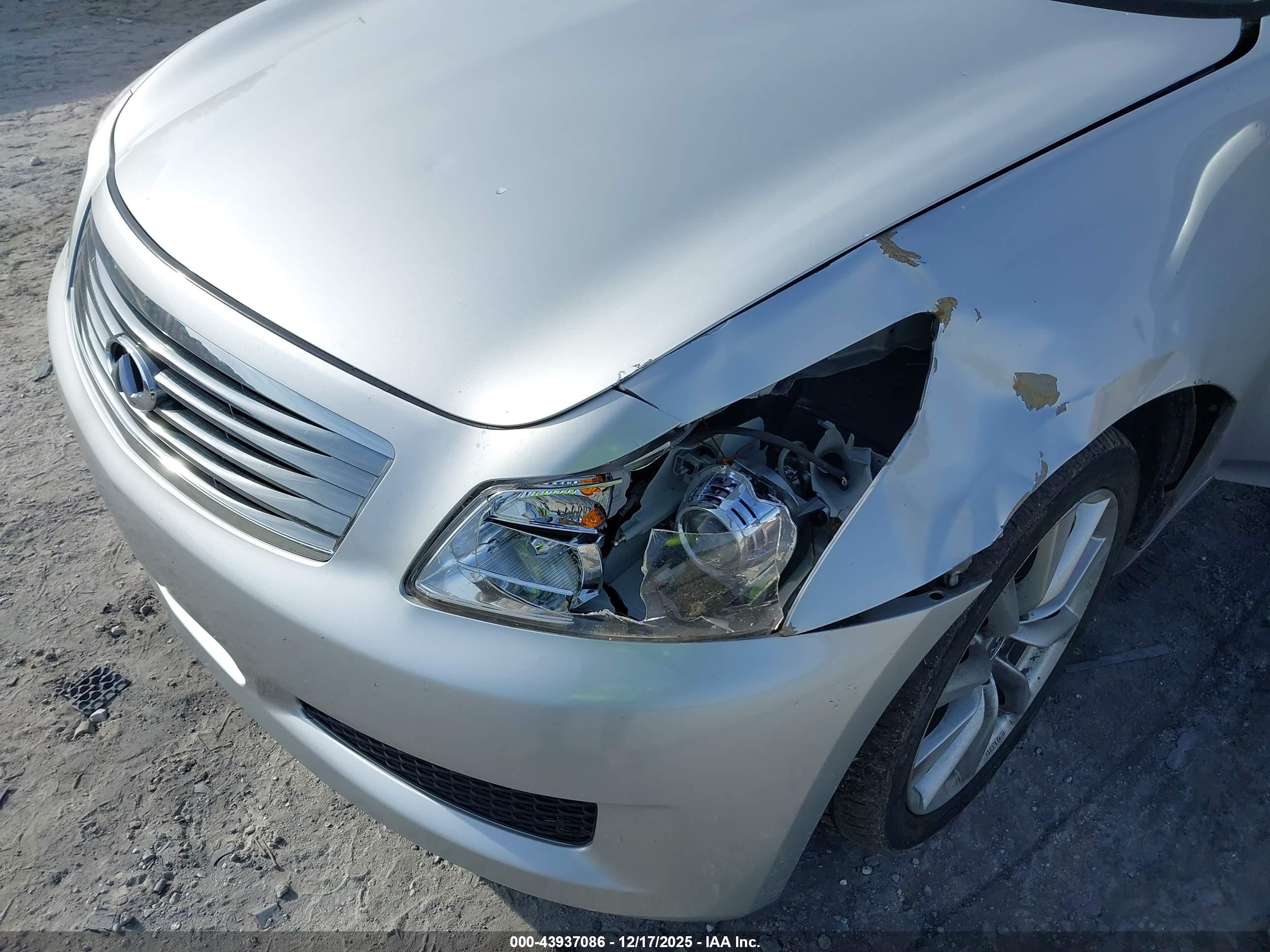 INFINITI G37 image 6