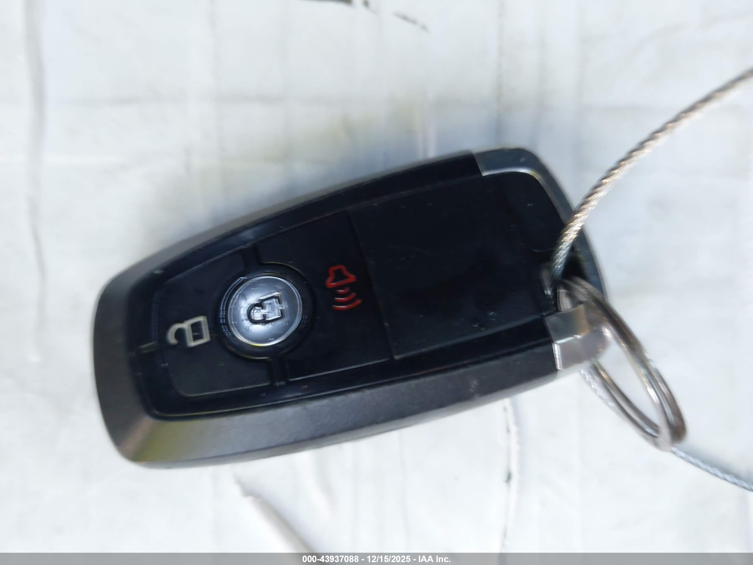 FORD EDGE image 11