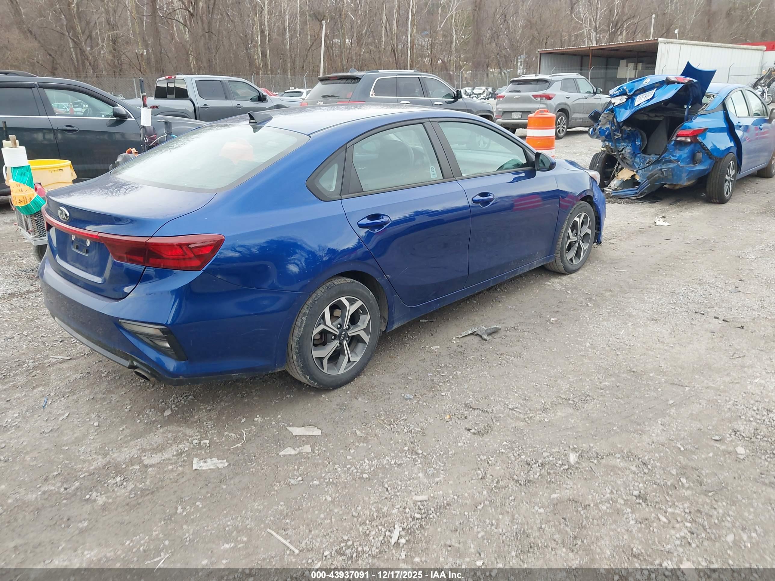 KIA FORTE image 4