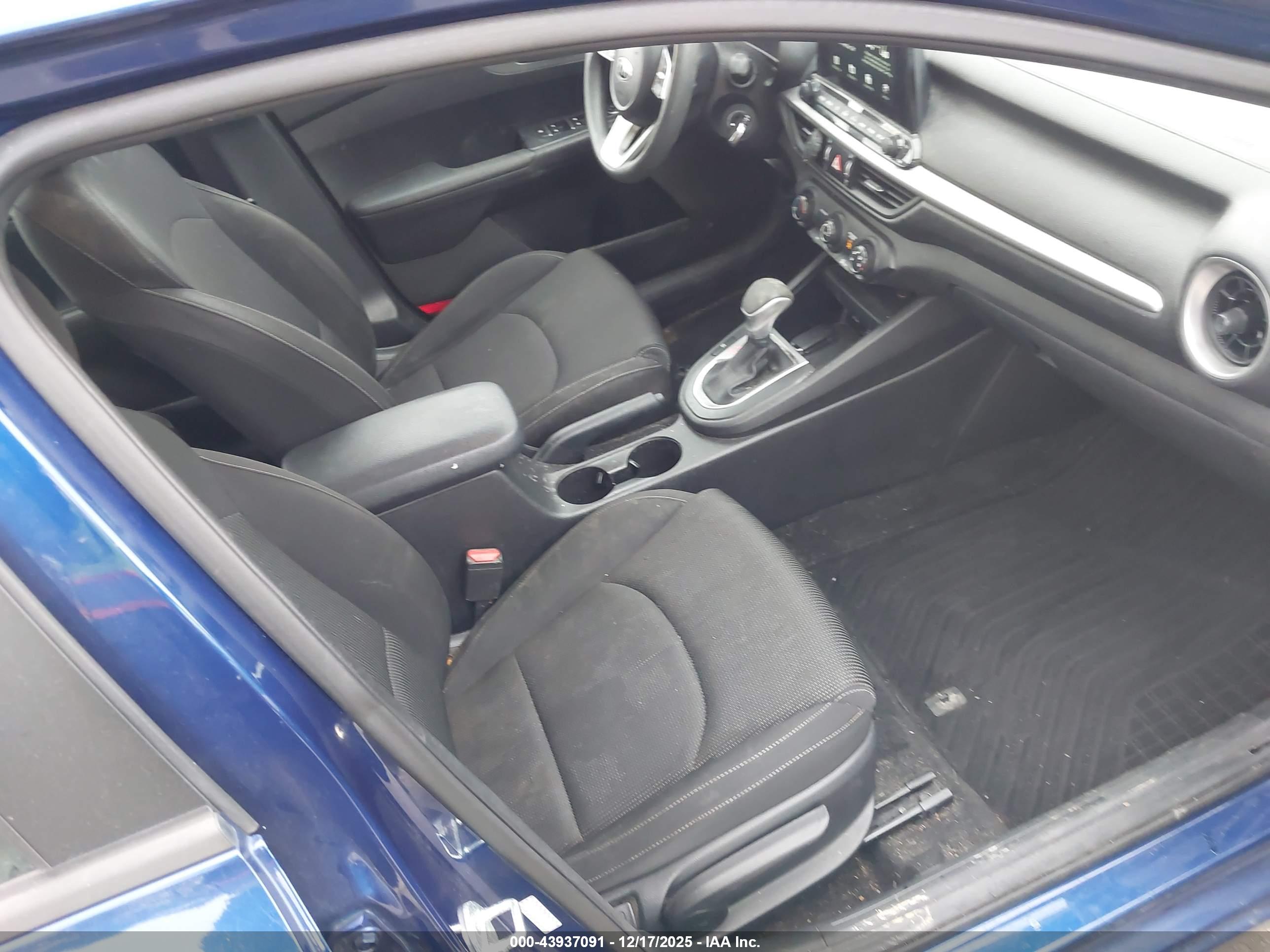 KIA FORTE image 5