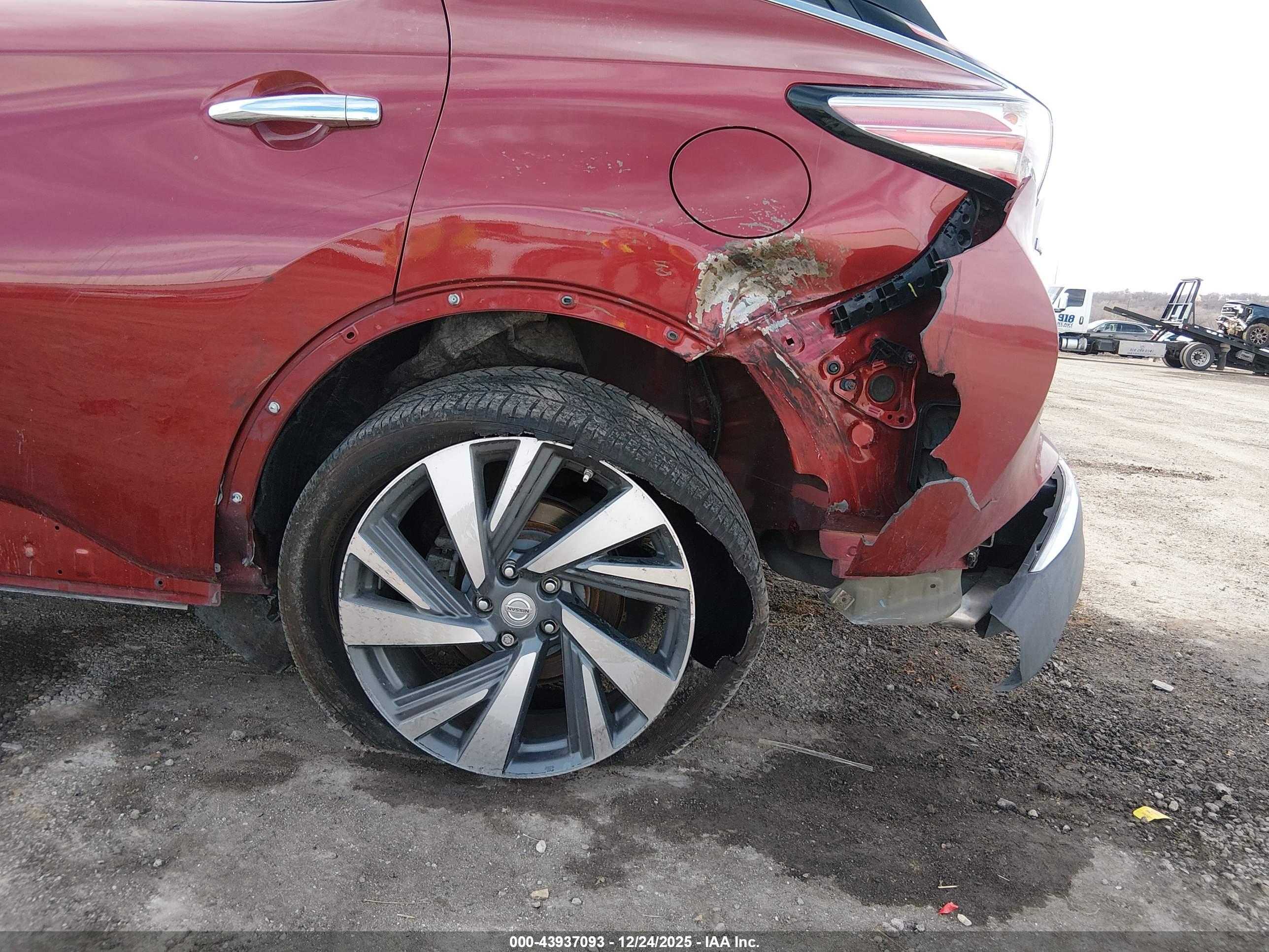 NISSAN MURANO image 6
